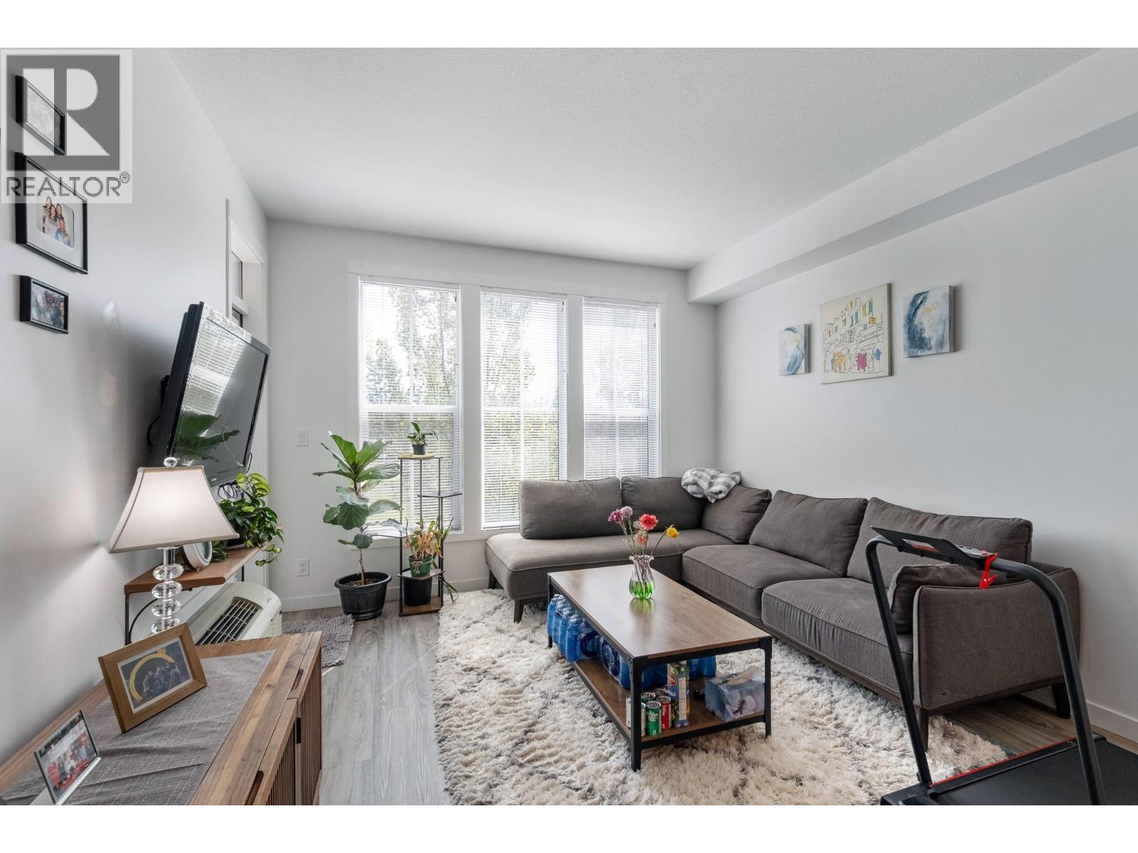 1775 Chapman Place Unit# 223