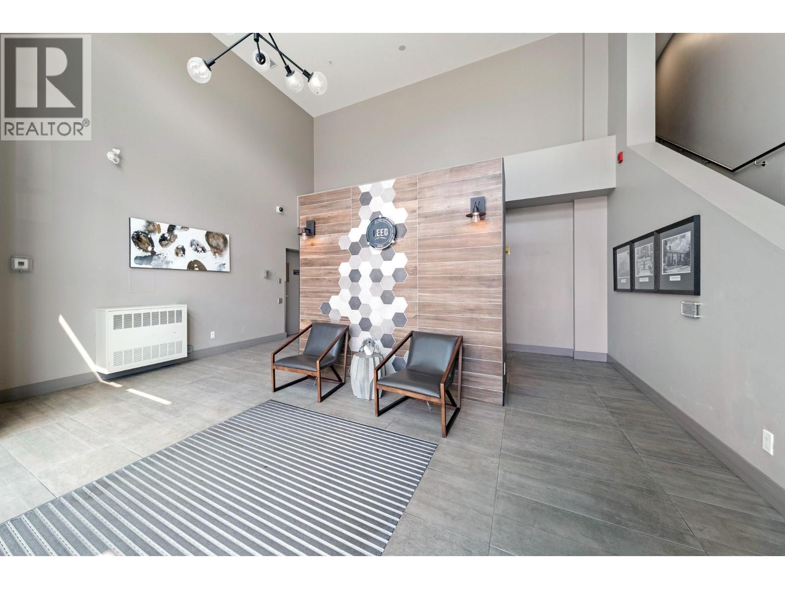 1775 Chapman Place Unit# 223