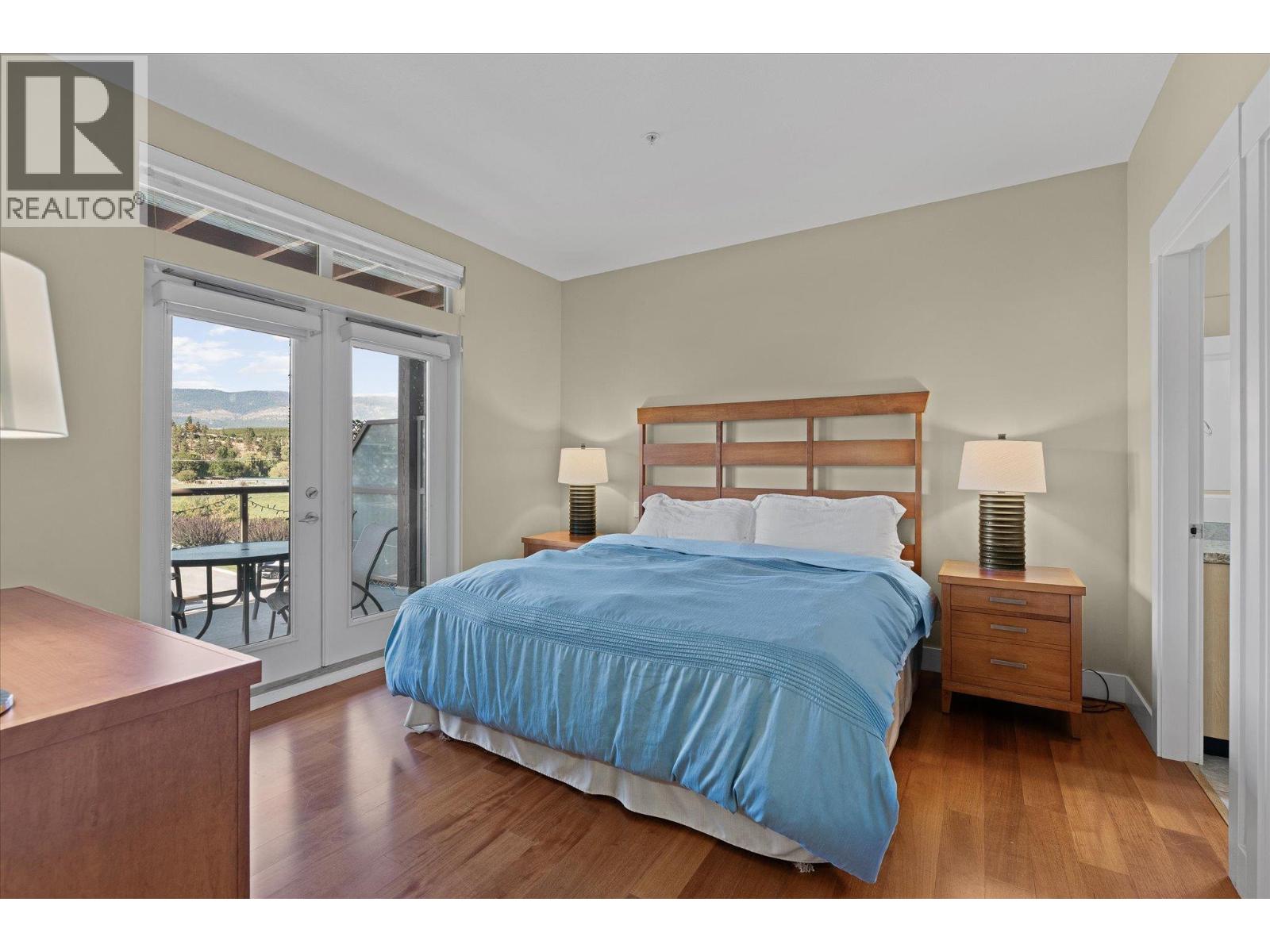 4205 Gellatly Road Unit# 301