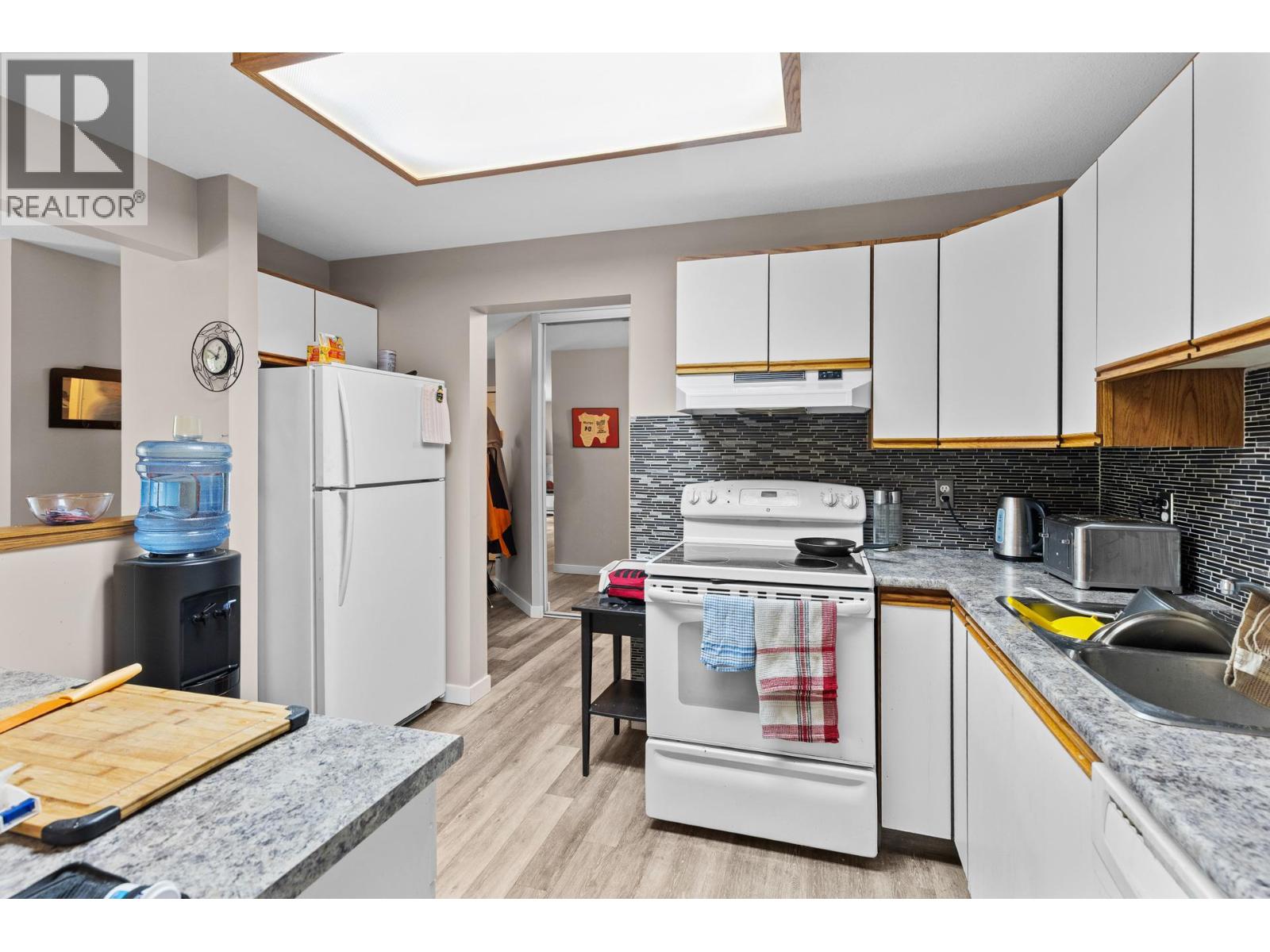 780 Houghton Road Unit# 204