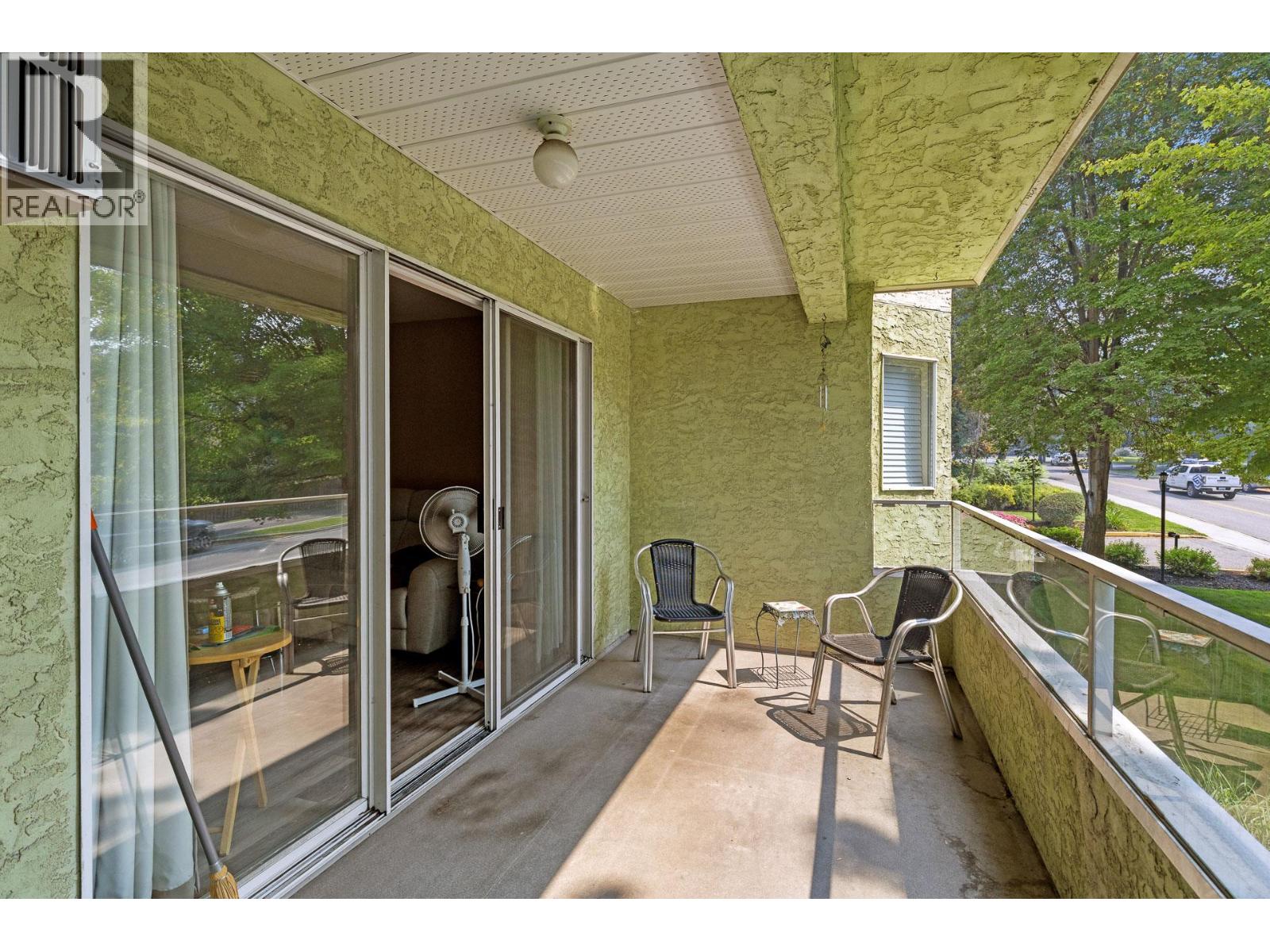 780 Houghton Road Unit# 204