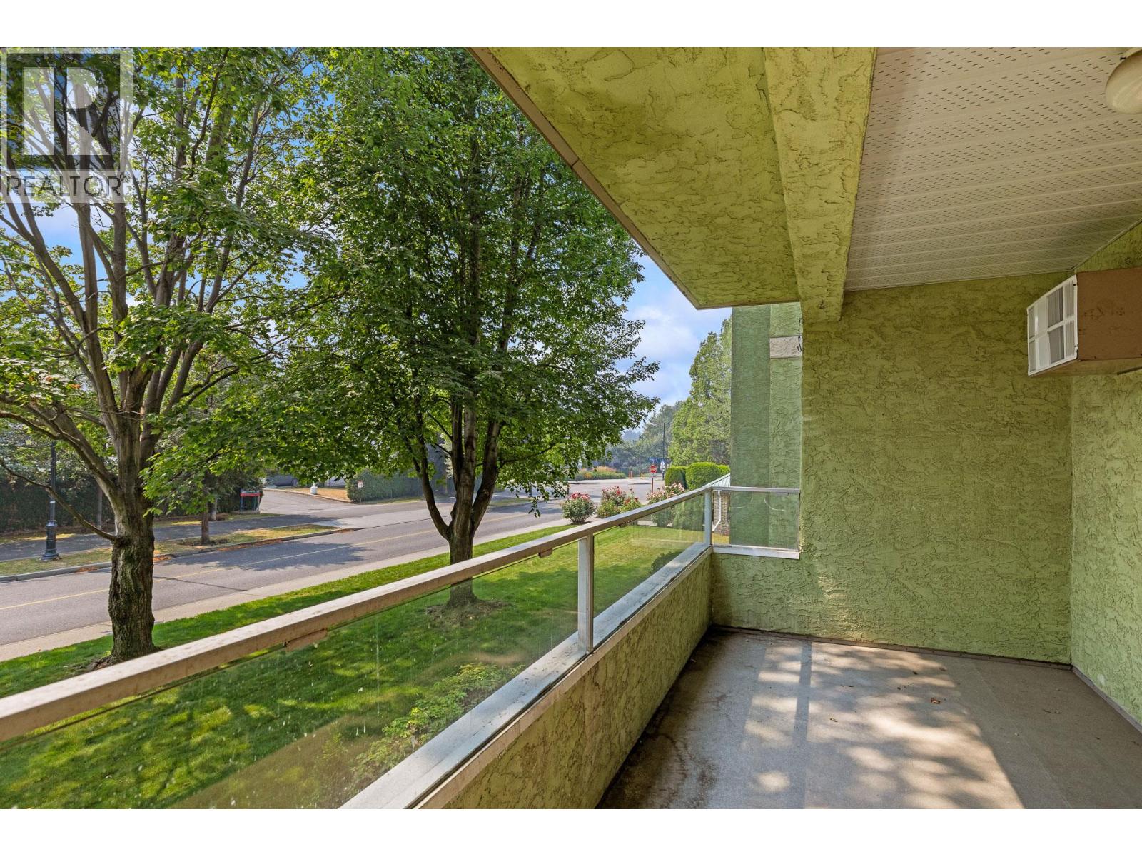 780 Houghton Road Unit# 204