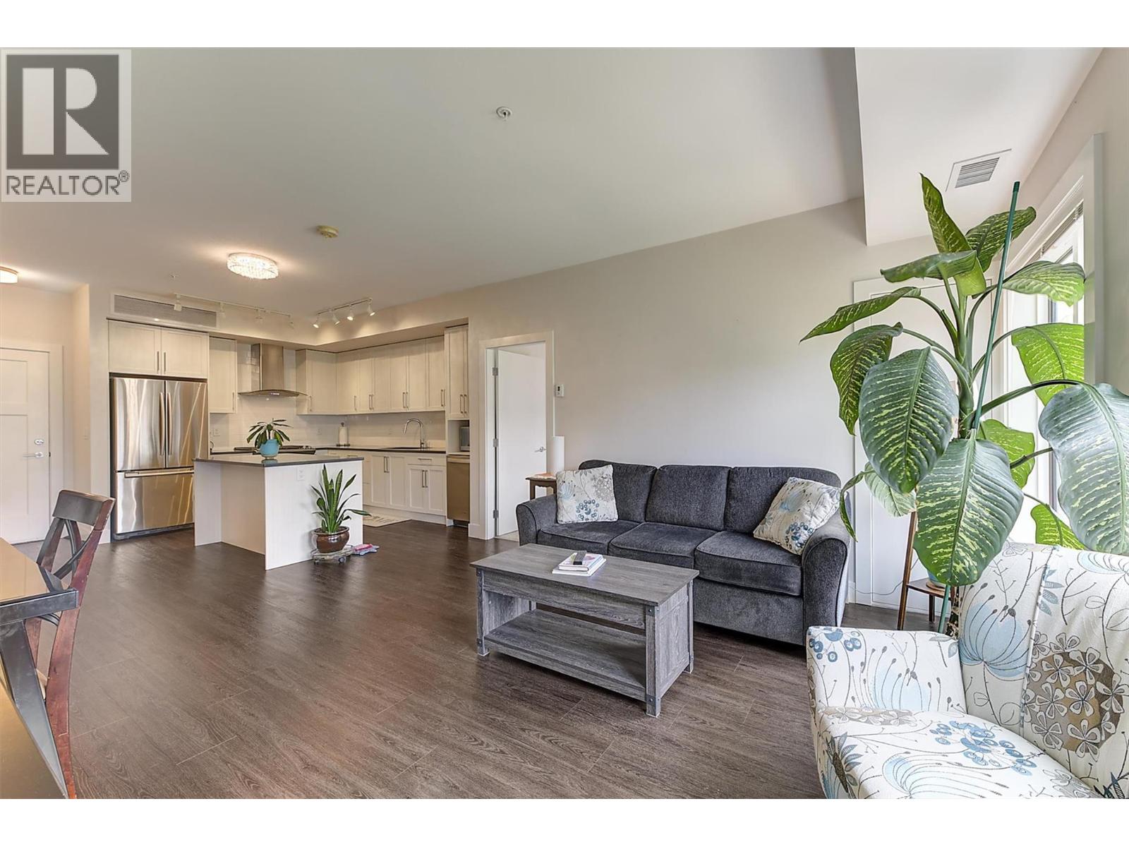 4380 Lakeshore Road Unit# 225
