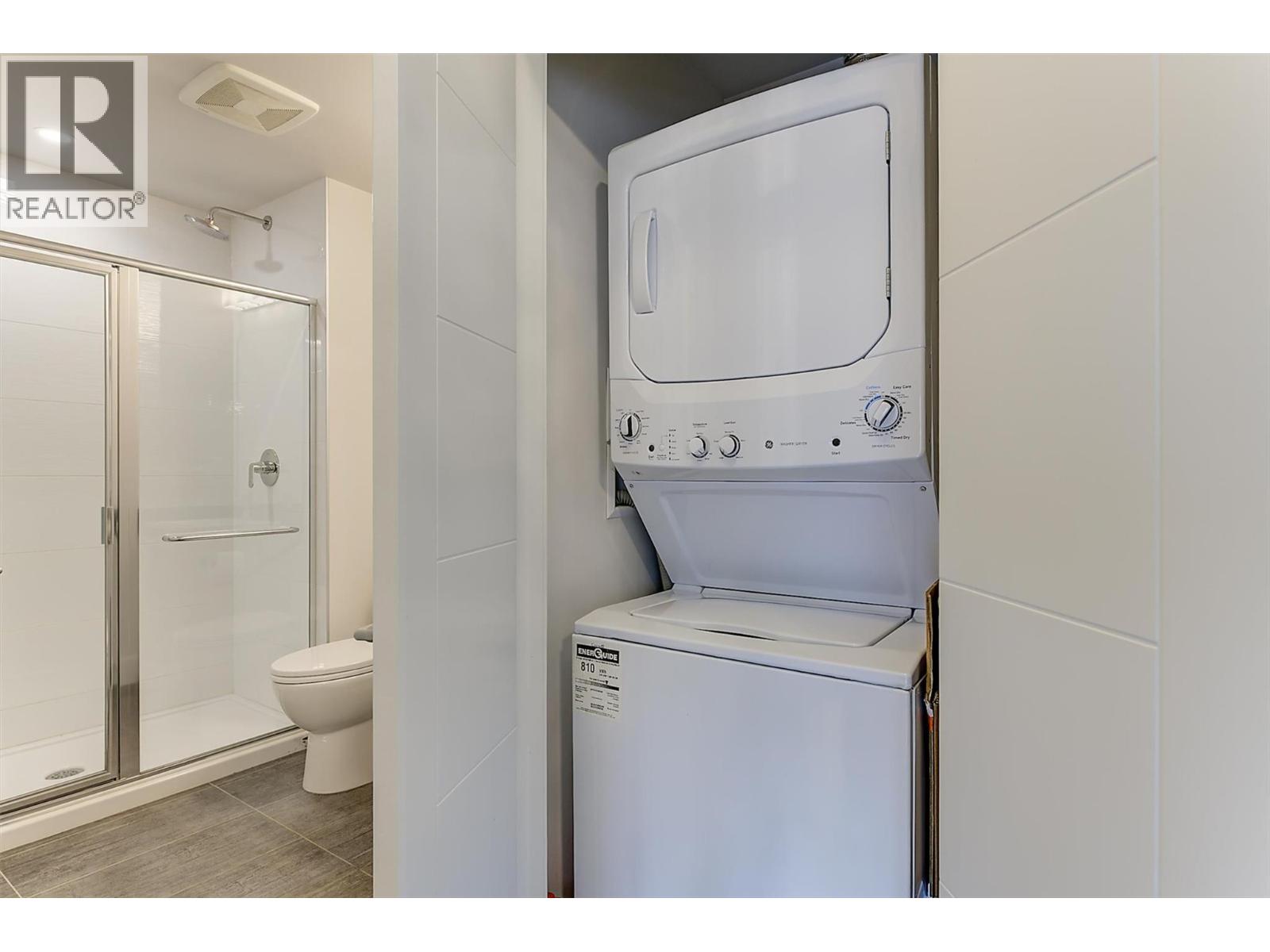 4380 Lakeshore Road Unit# 225