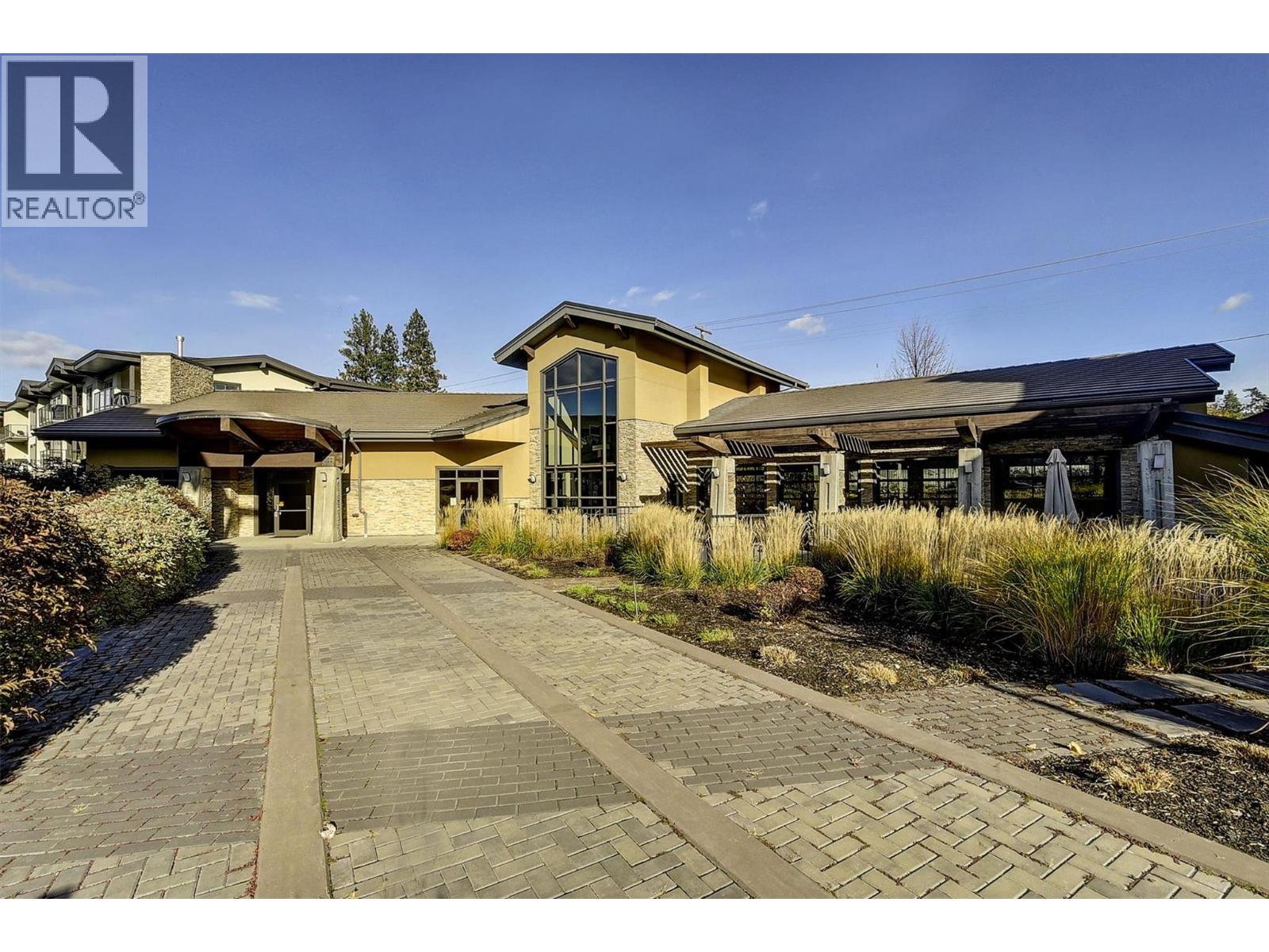 4380 Lakeshore Road Unit# 225