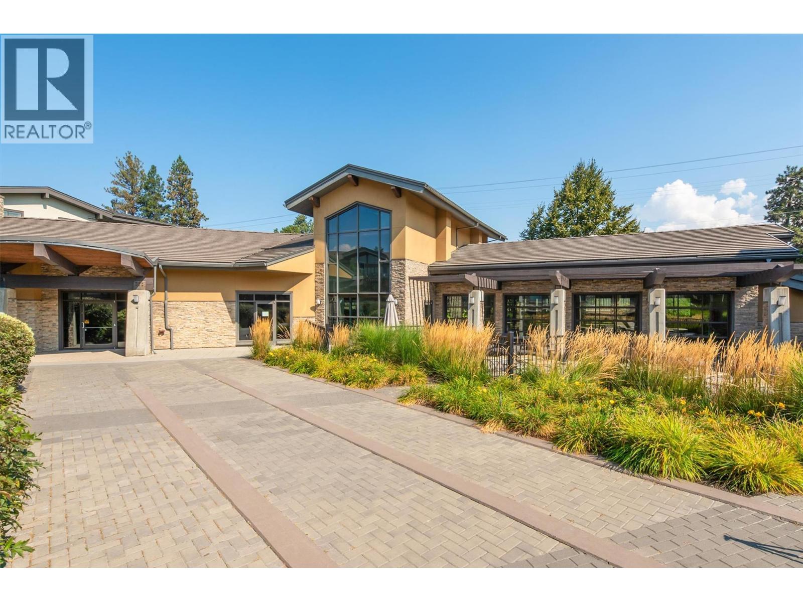 4380 Lakeshore Road Unit# 225
