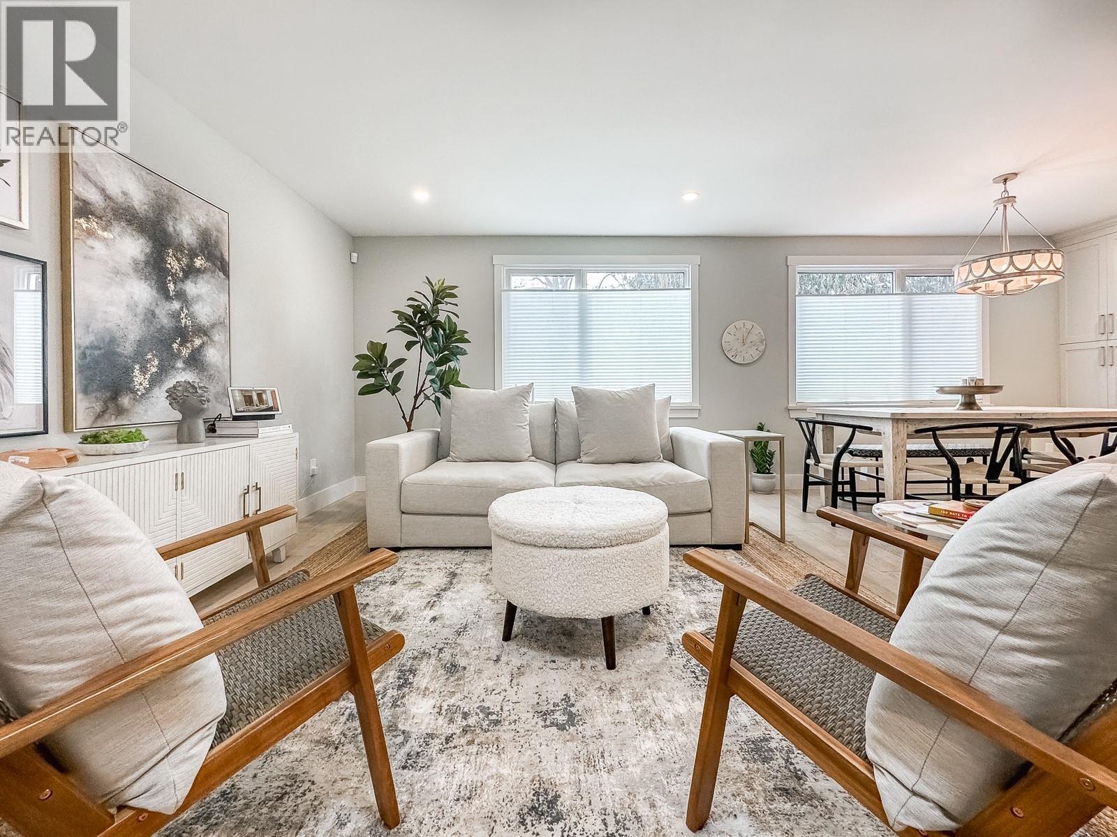 624 Armour Crescent