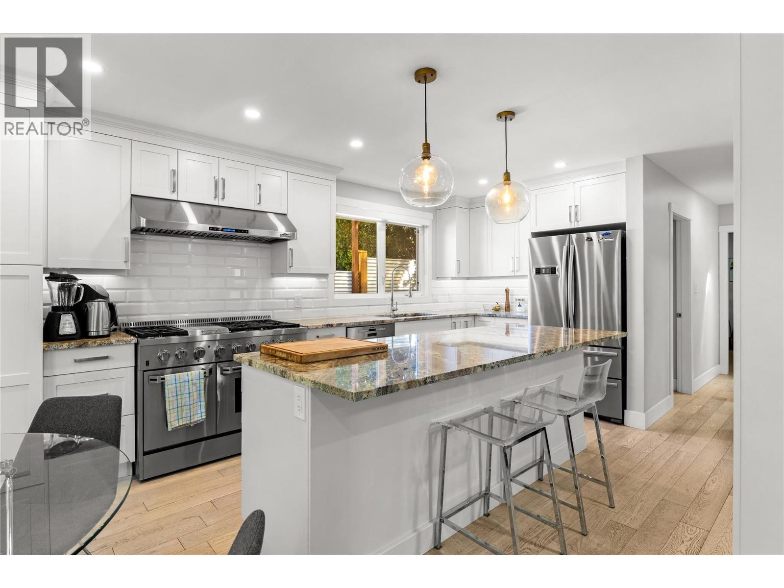 624 Armour Crescent