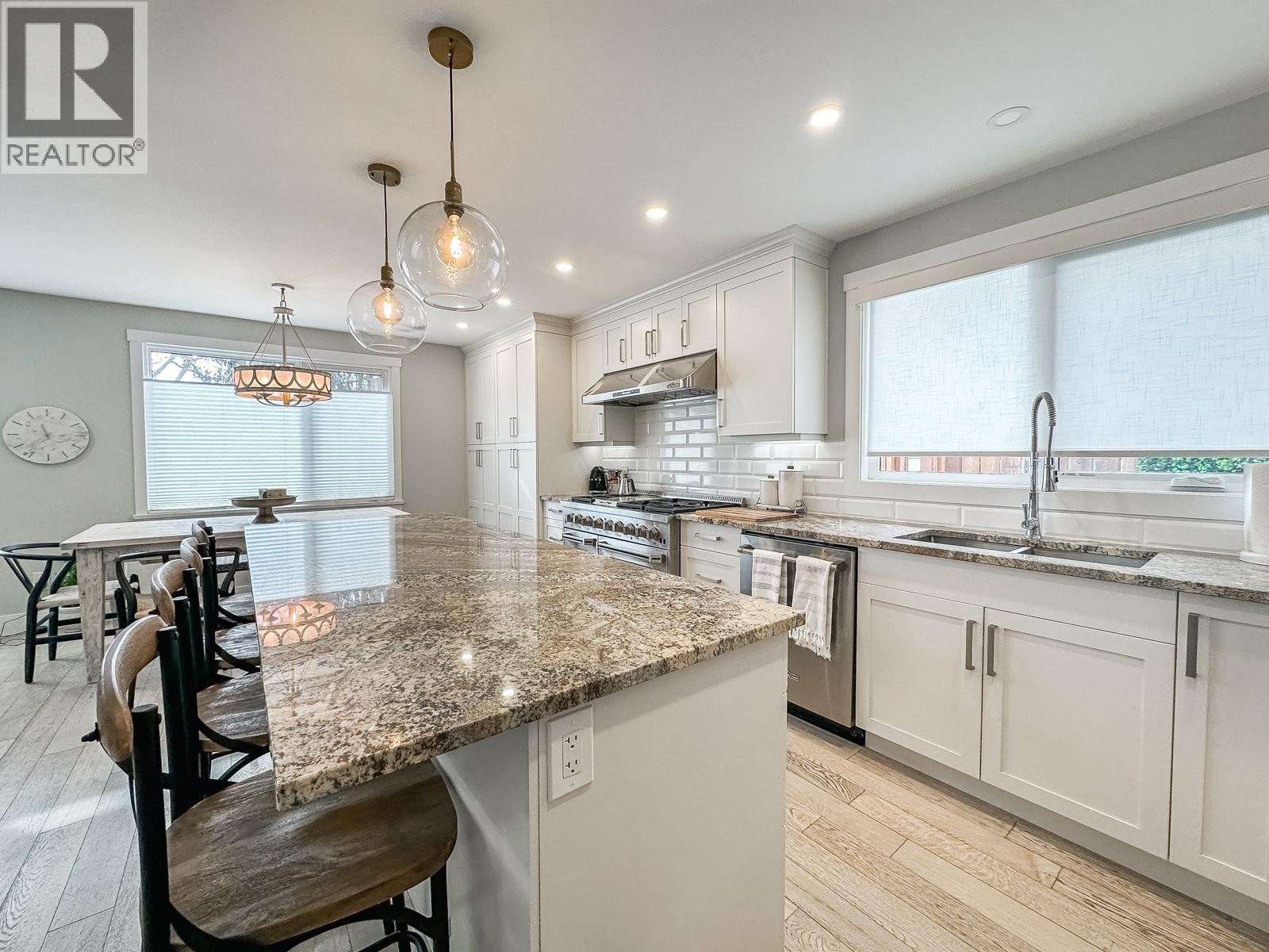 624 Armour Crescent