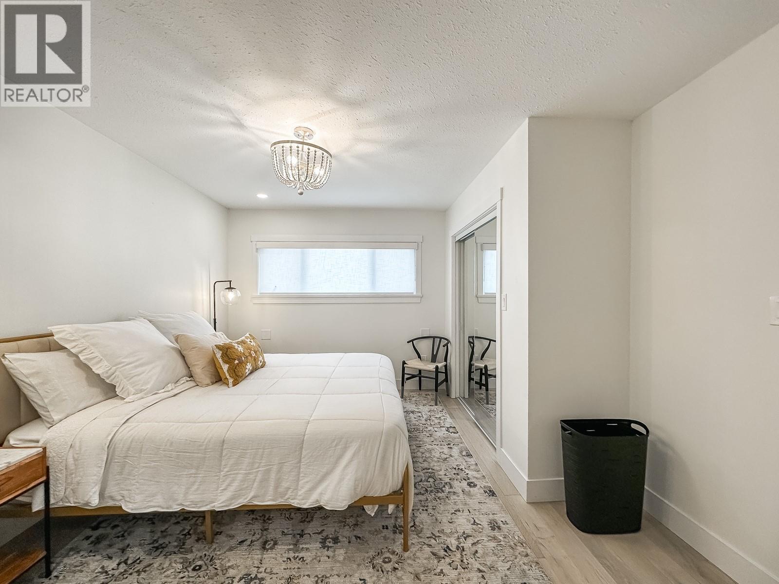 624 Armour Crescent