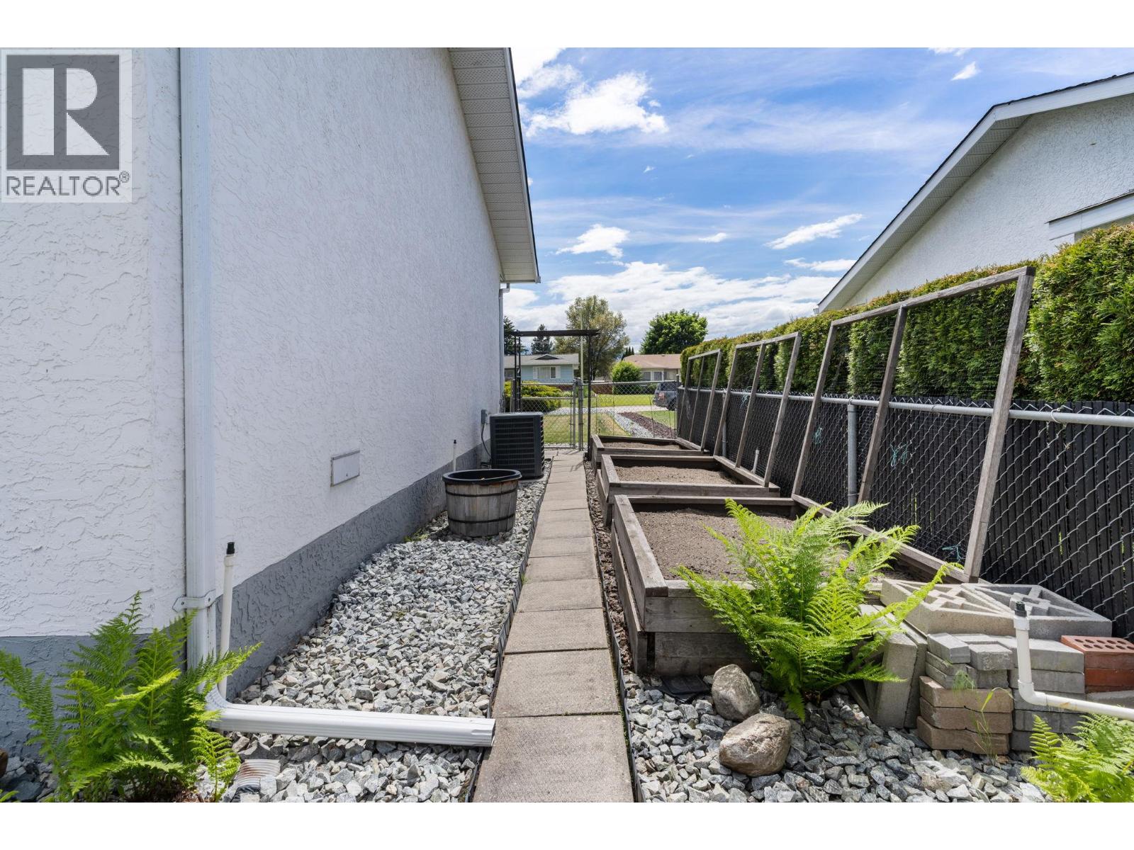 210 Felix Road