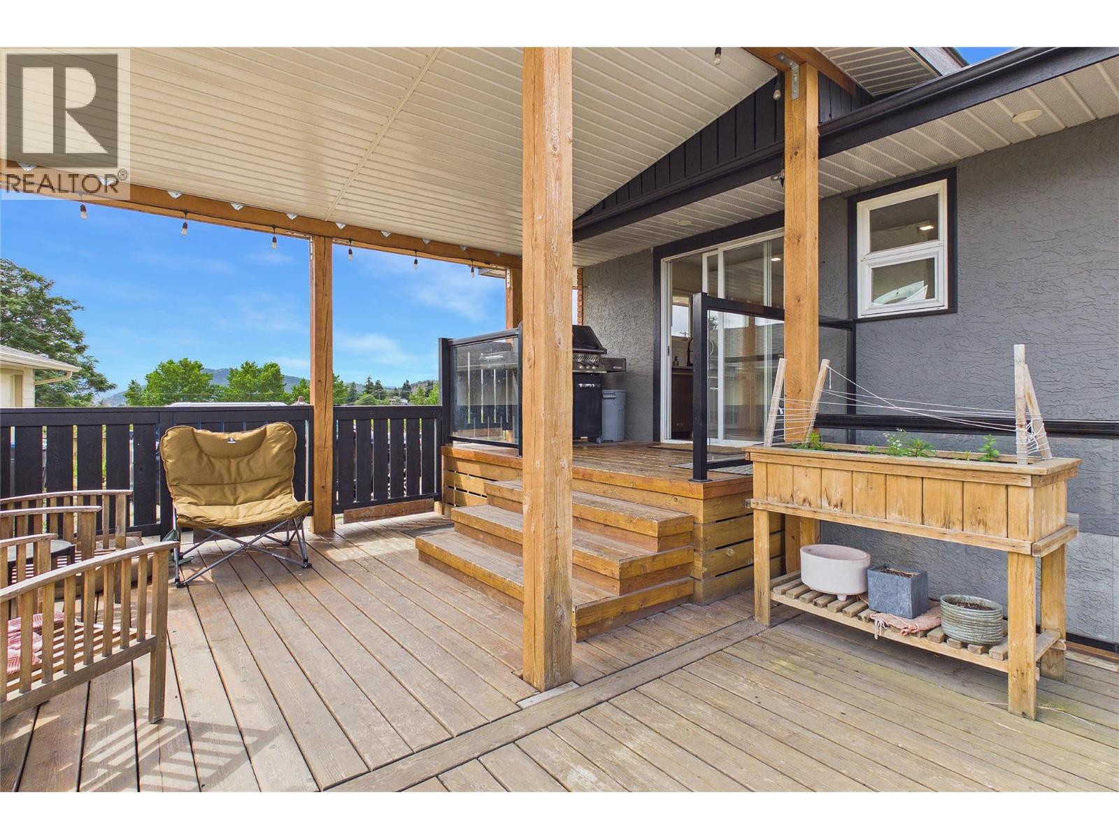 10371 Okanagan Centre Road E