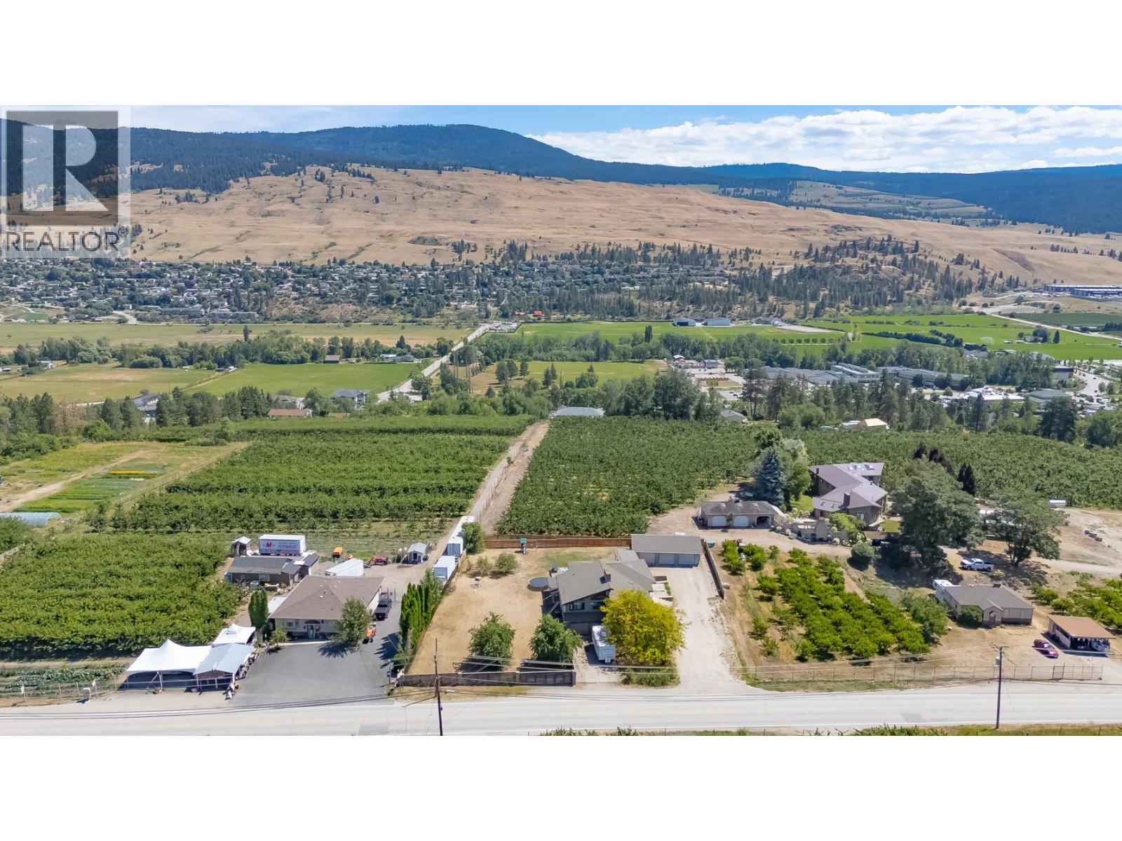 10371 Okanagan Centre Road E