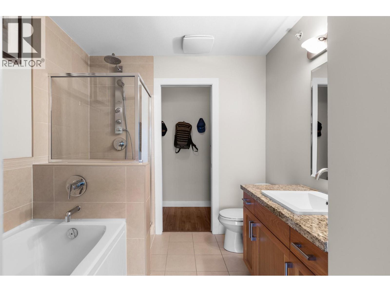 3211 Skyview Lane Unit# 406
