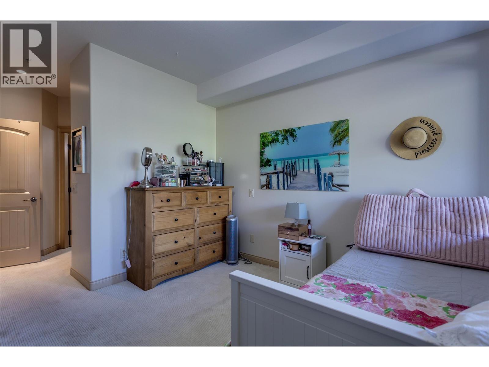 2760 Auburn Road Unit# 212