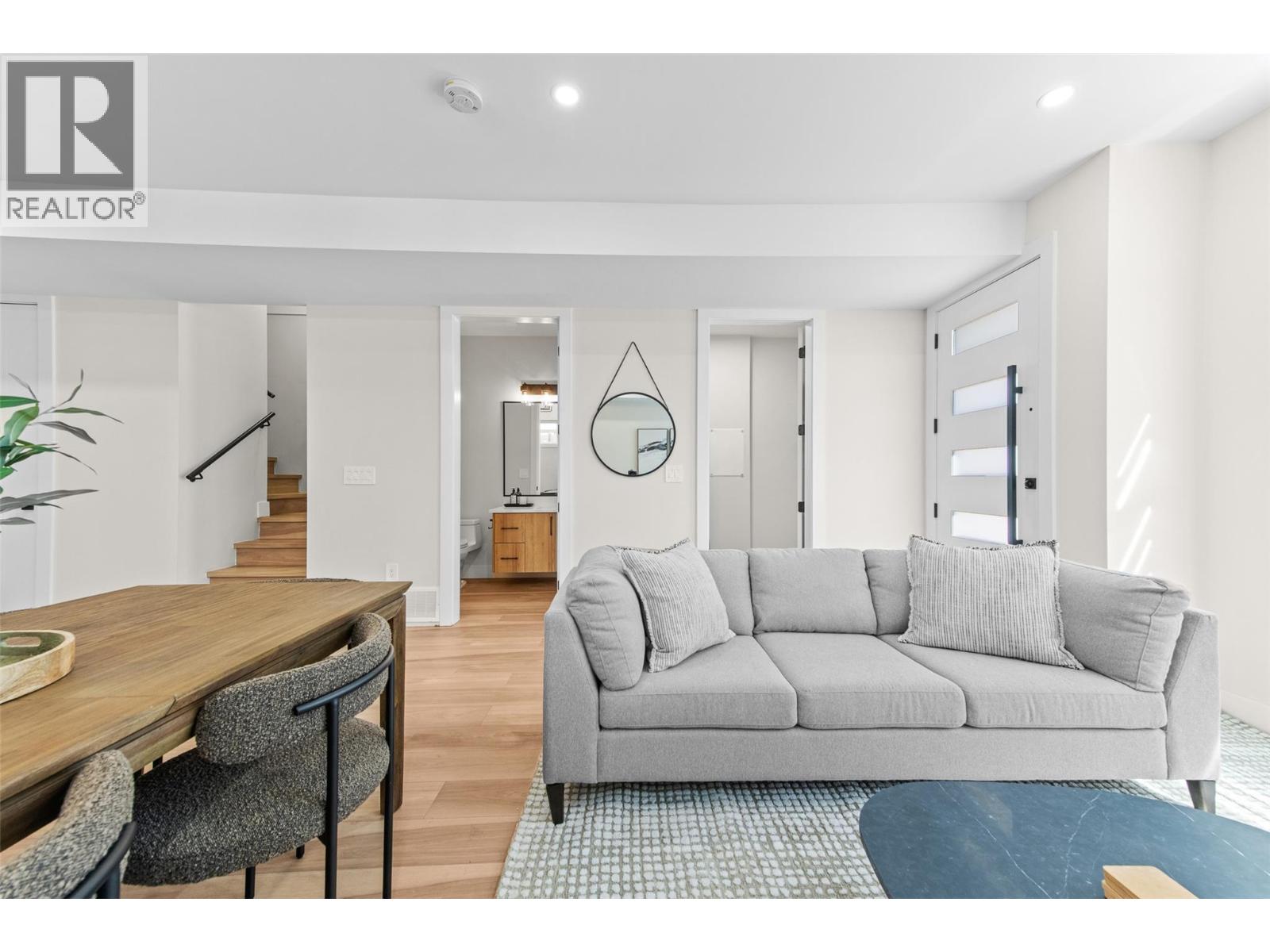1034 Martin Avenue Unit# 1