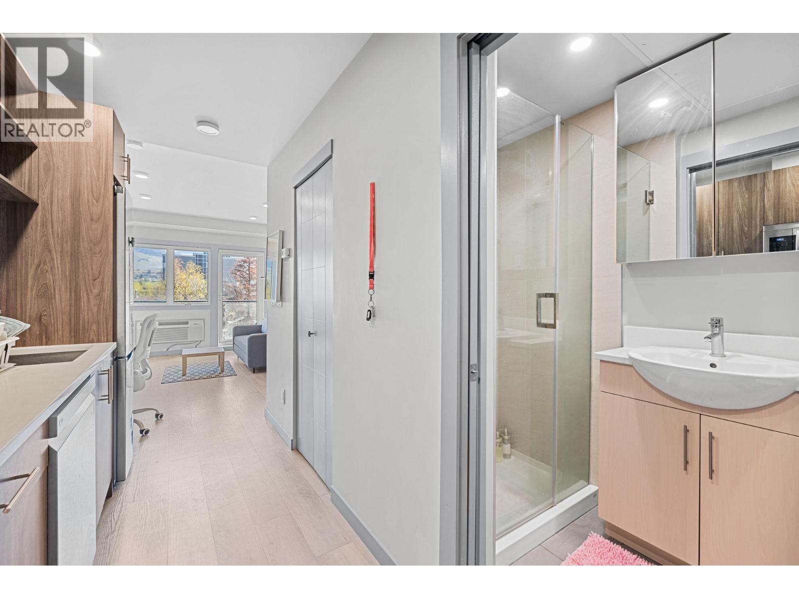 345 Dougall Road N Unit# 220