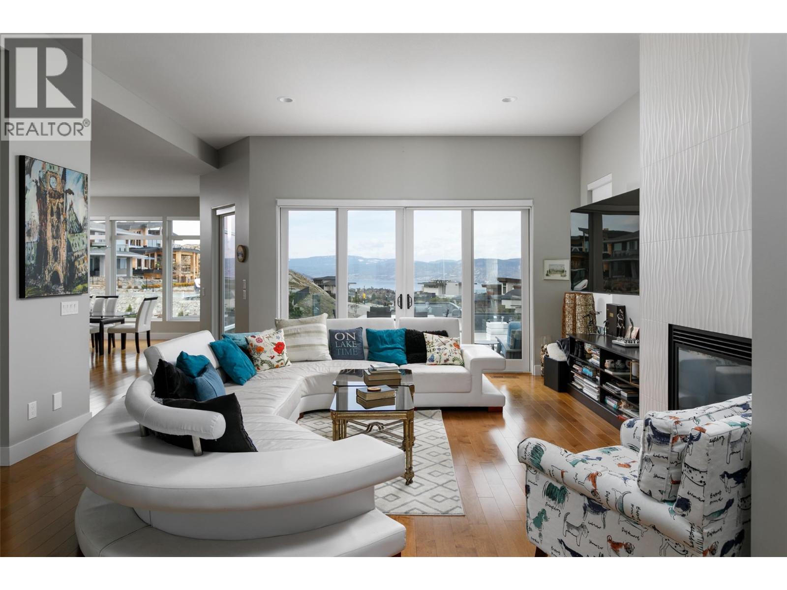 5342 Signet Crescent