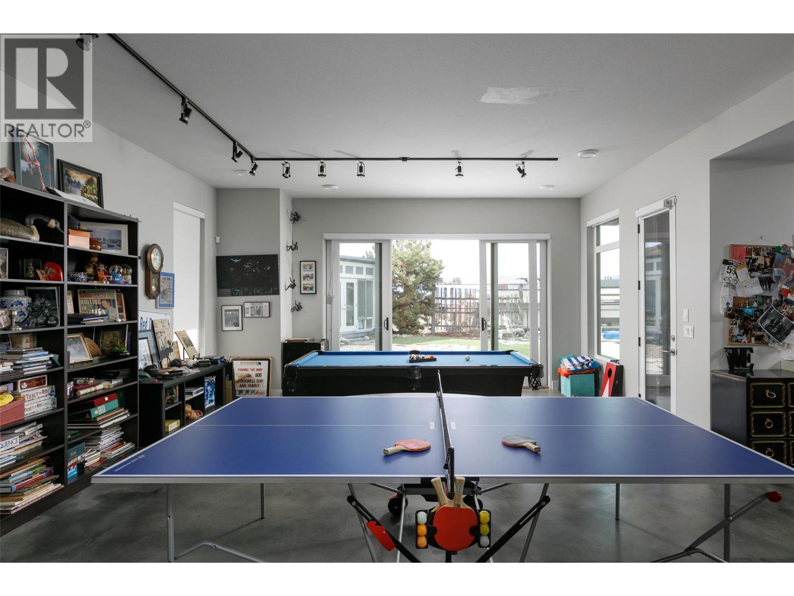 5342 Signet Crescent