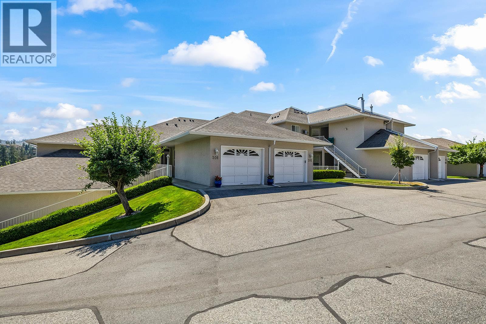 2377 Shannon Woods Drive Unit# 201