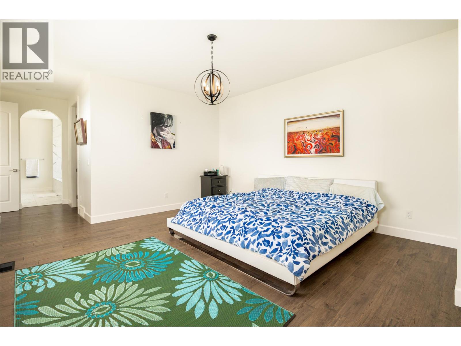3351 Vineyard View Drive