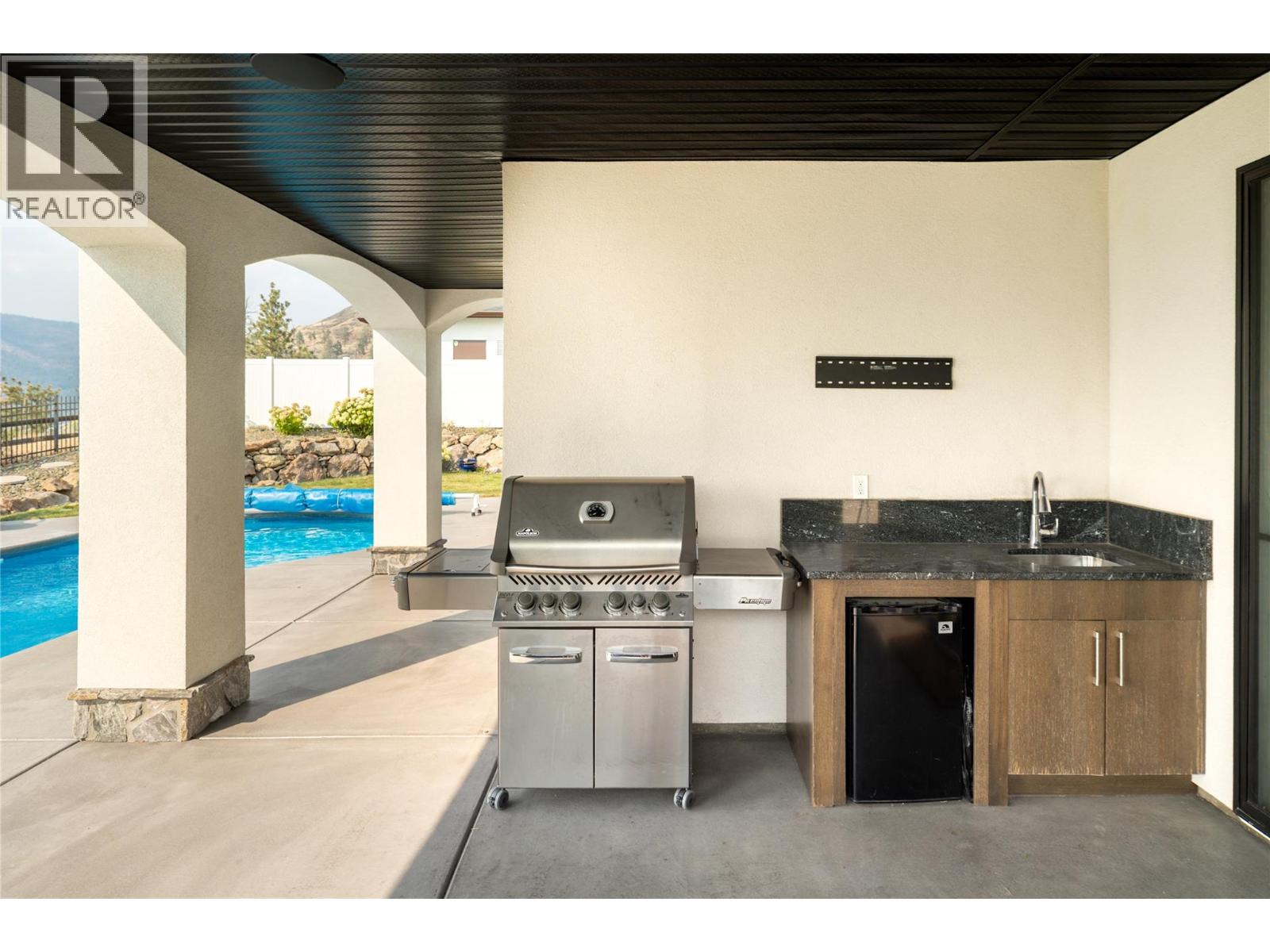 3351 Vineyard View Drive