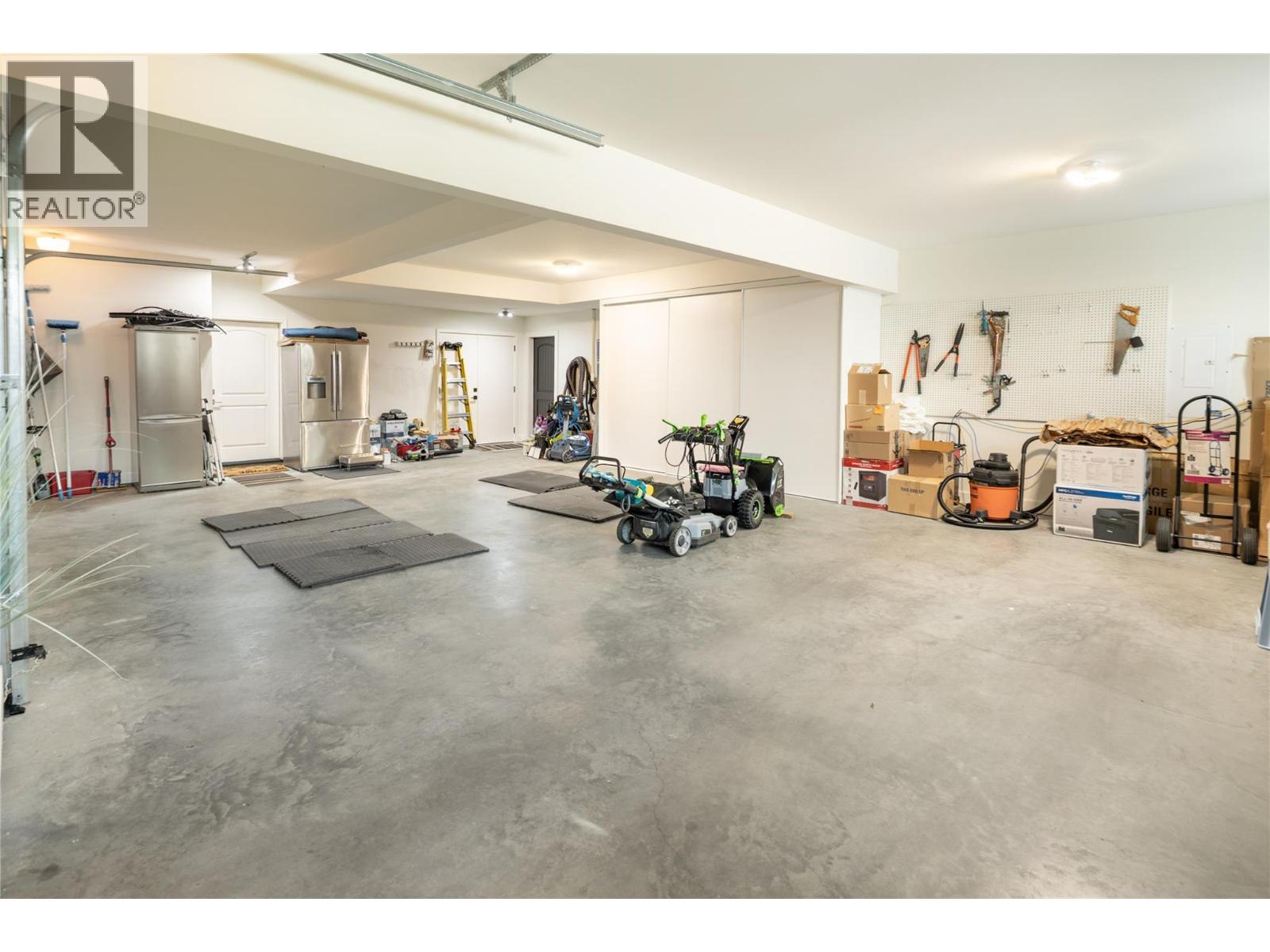 3351 Vineyard View Drive