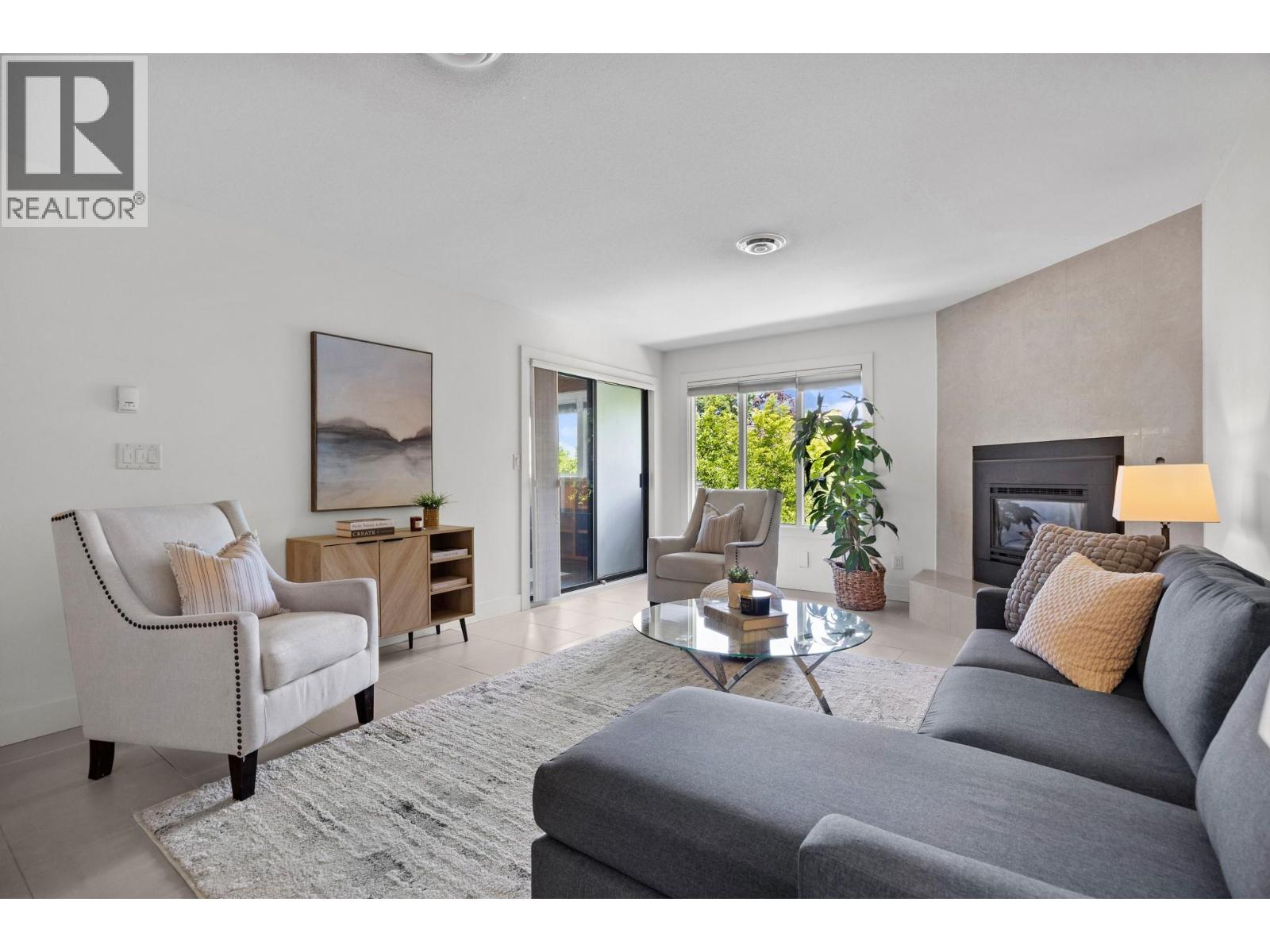 1870 Parkinson Way Unit# 201