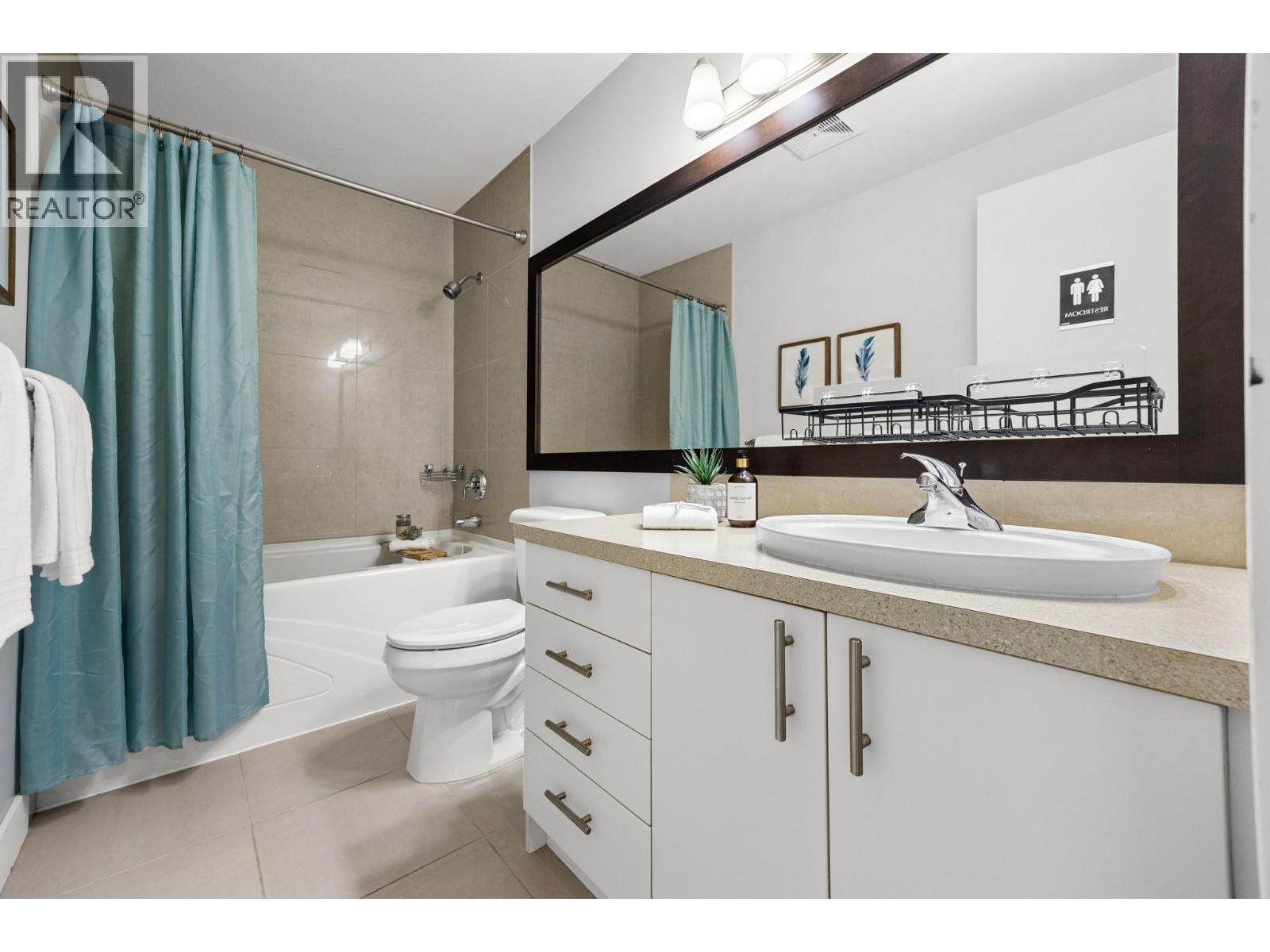1870 Parkinson Way Unit# 201