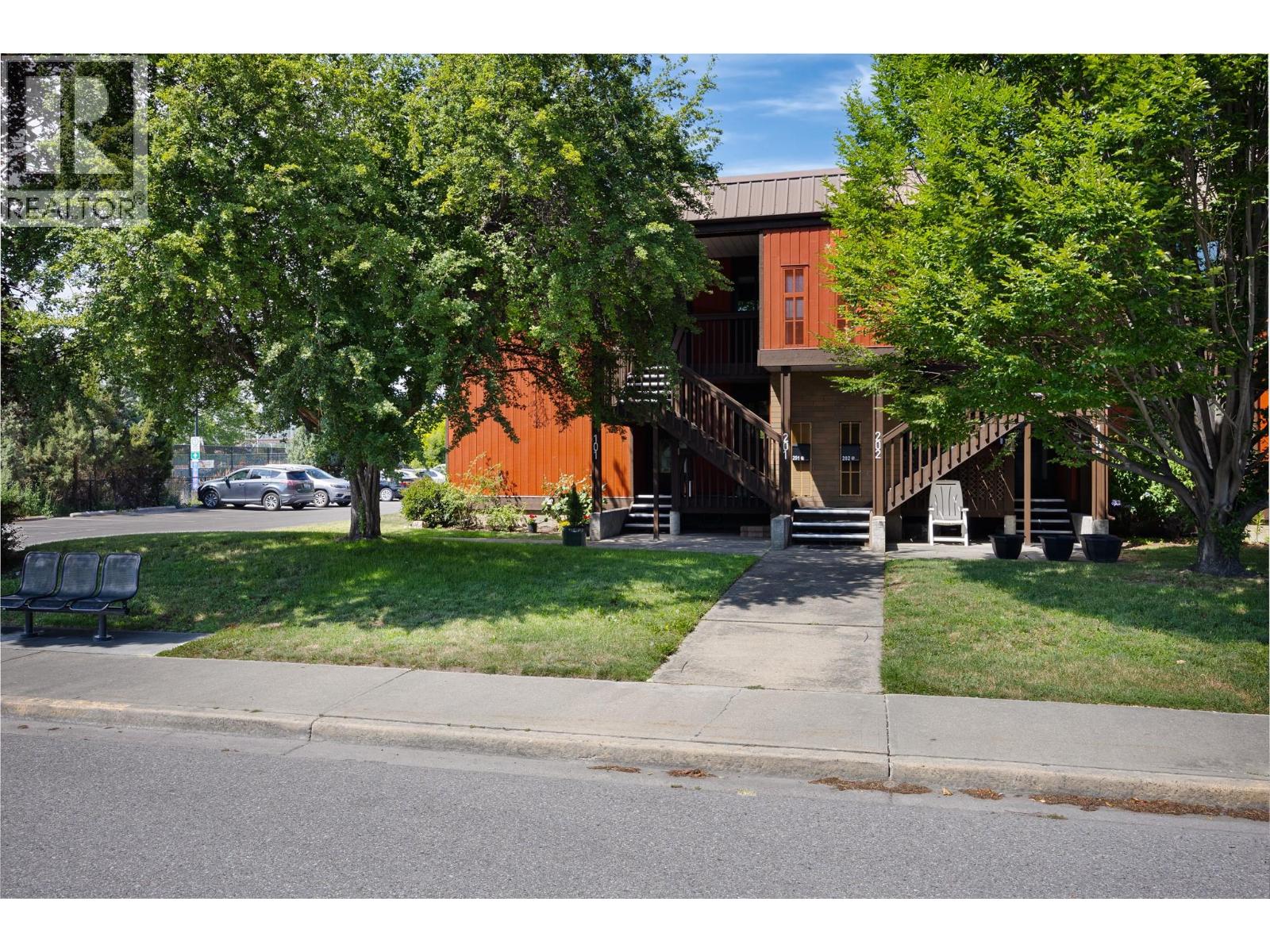 1870 Parkinson Way Unit# 201