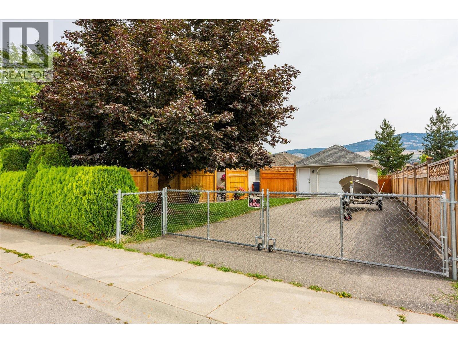 301 Fizet Avenue