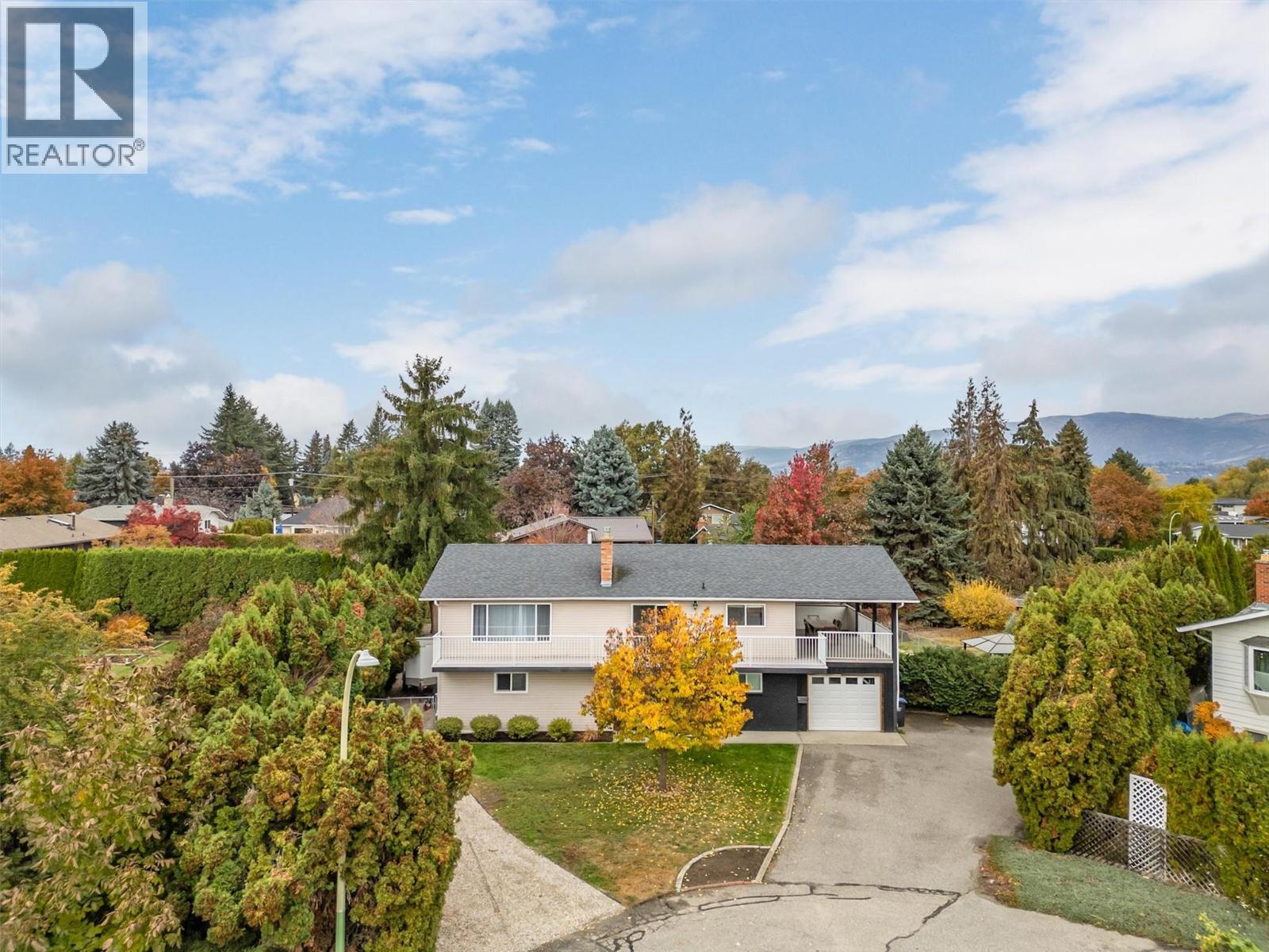 790 Torrs Court
