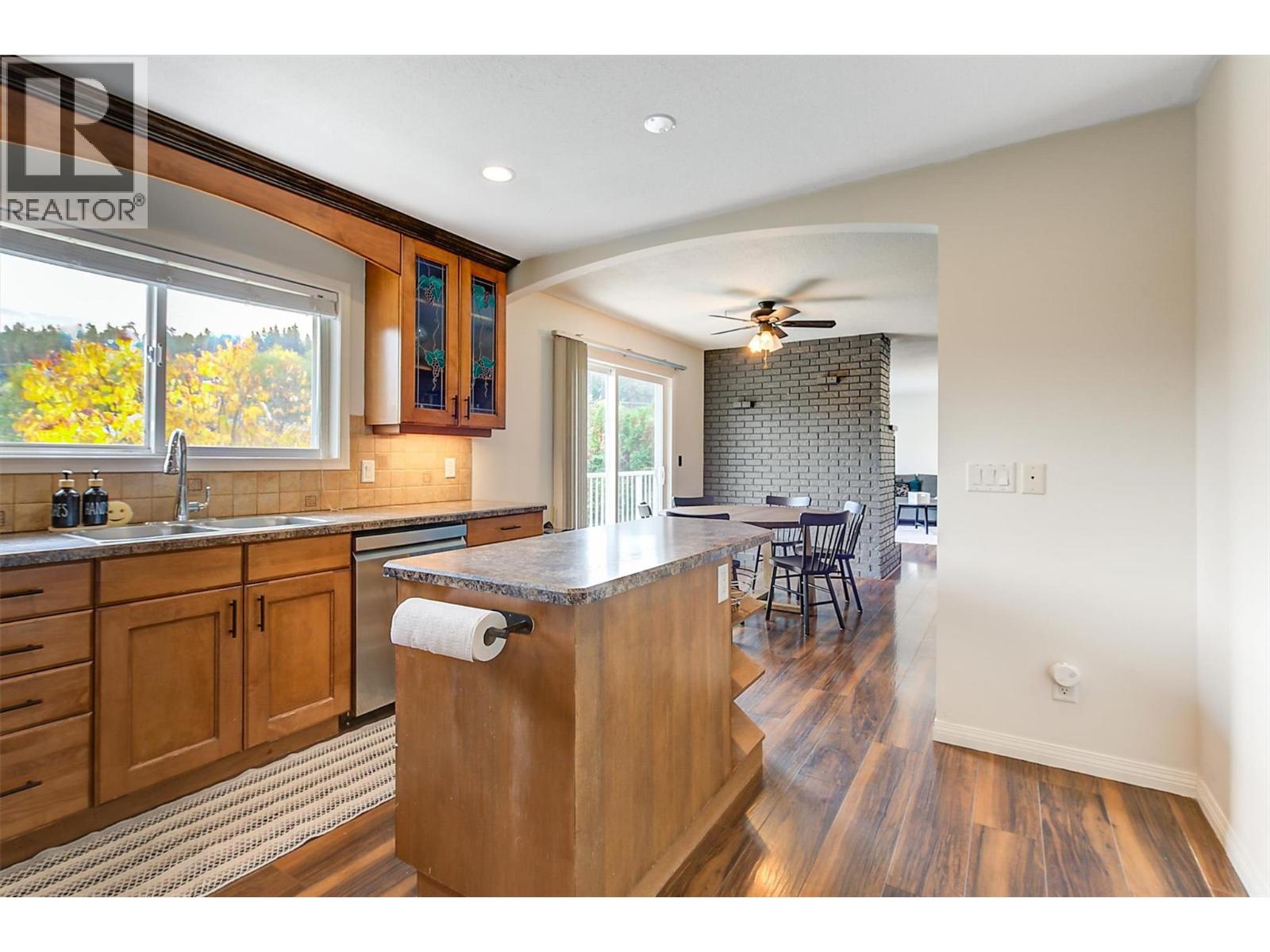 790 Torrs Court