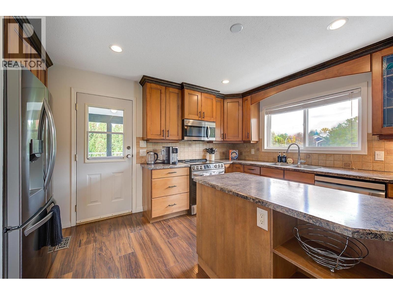 790 Torrs Court