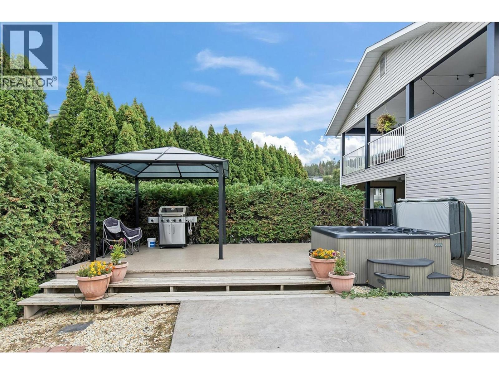 790 Torrs Court