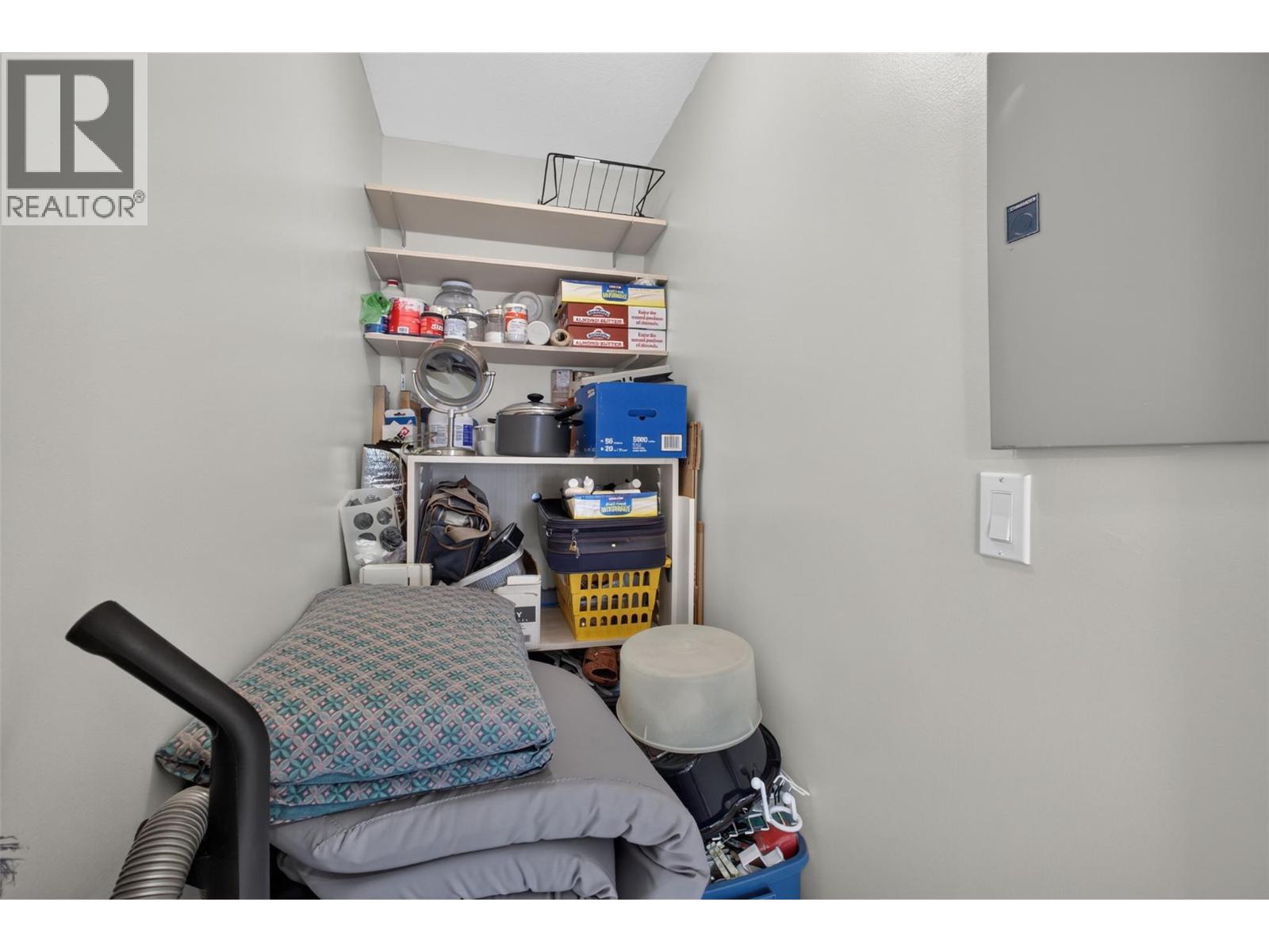 3160 De Montreuil Court Unit# 400