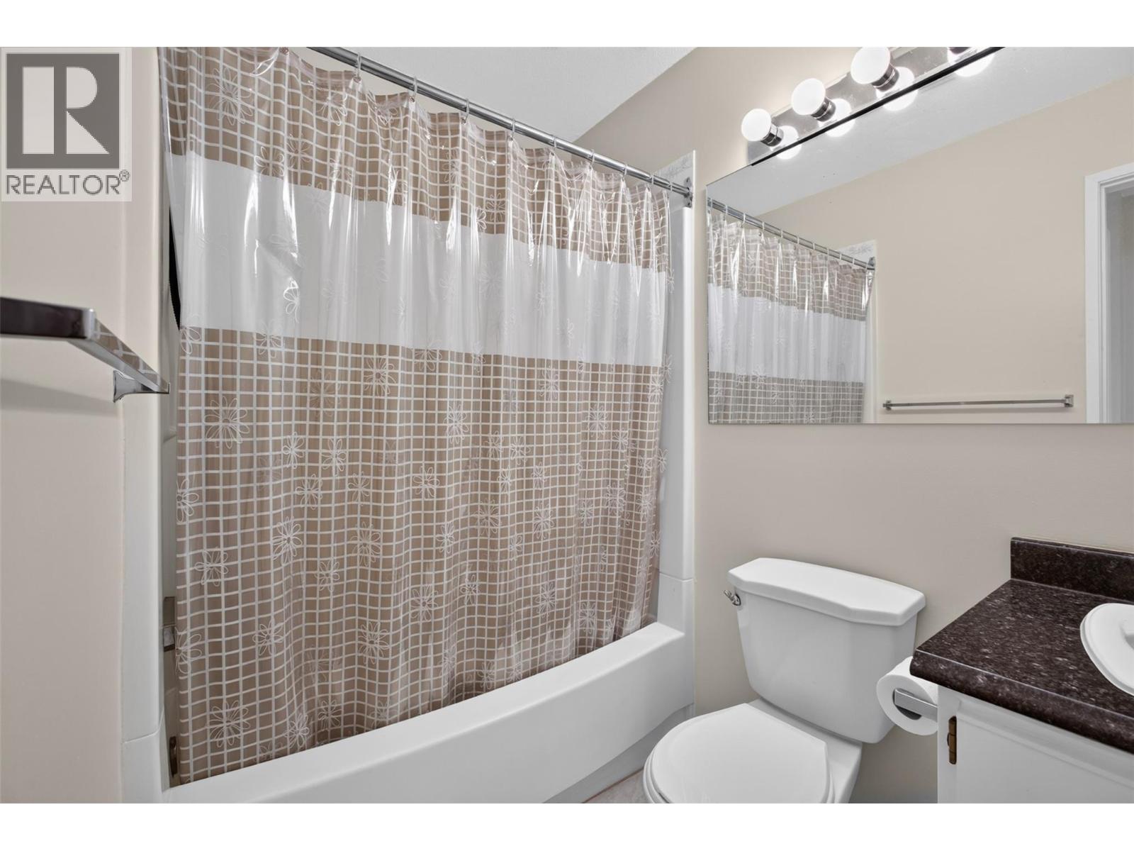 3160 De Montreuil Court Unit# 400