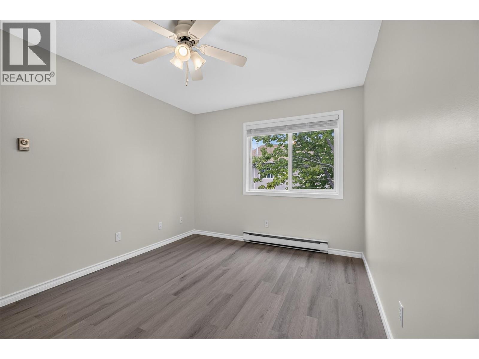 3160 De Montreuil Court Unit# 400