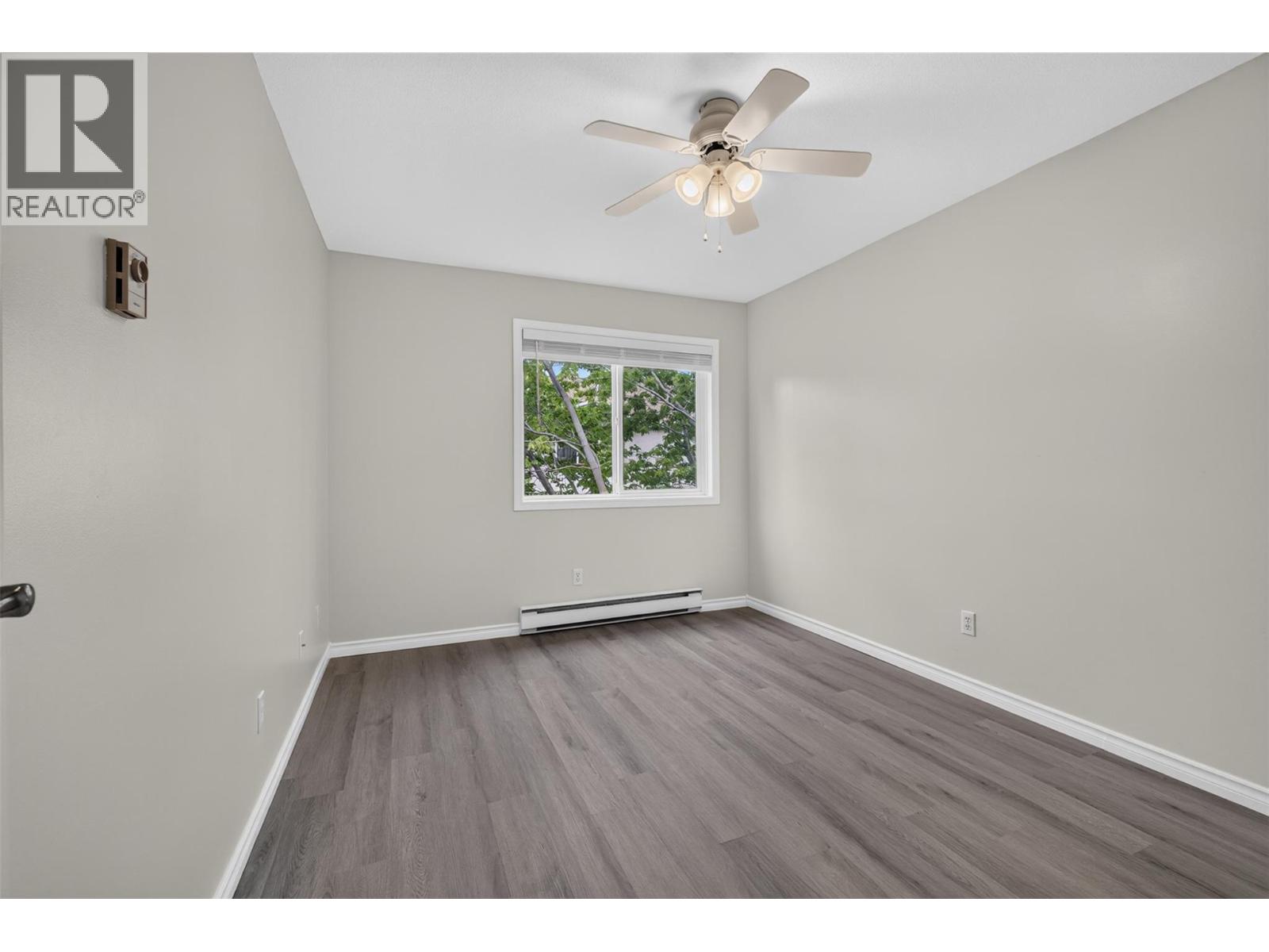 3160 De Montreuil Court Unit# 400