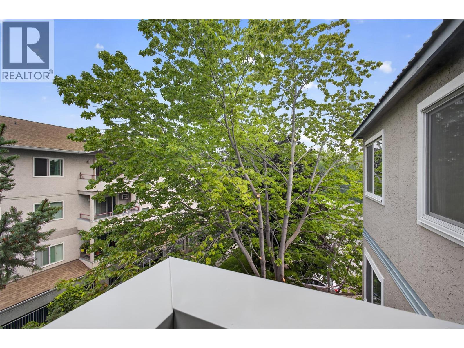 3160 De Montreuil Court Unit# 400