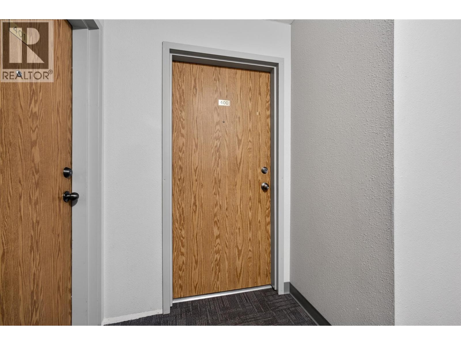 3160 De Montreuil Court Unit# 400