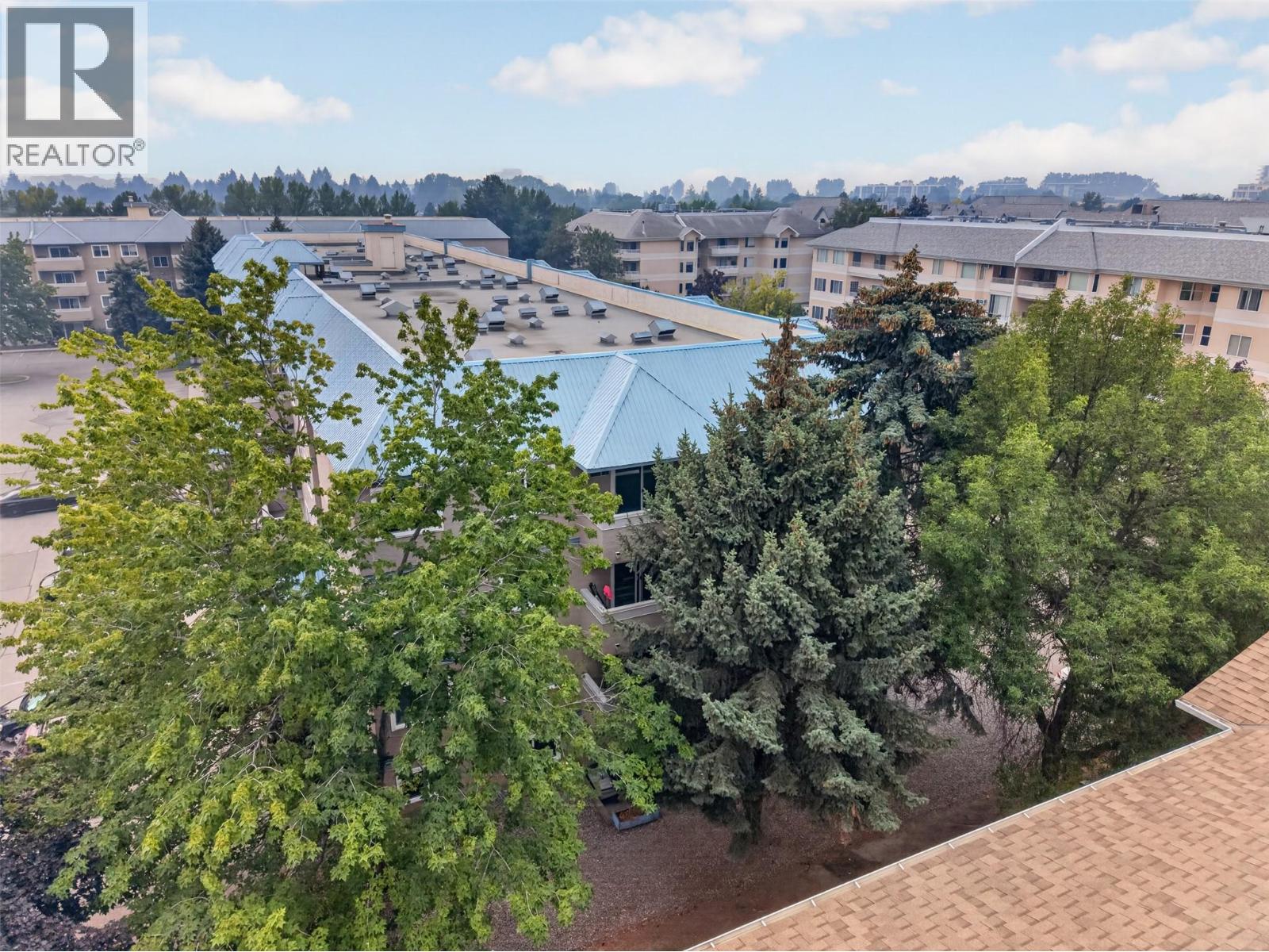3160 De Montreuil Court Unit# 400