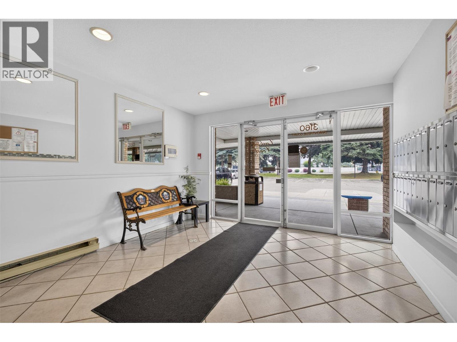 3160 De Montreuil Court Unit# 400