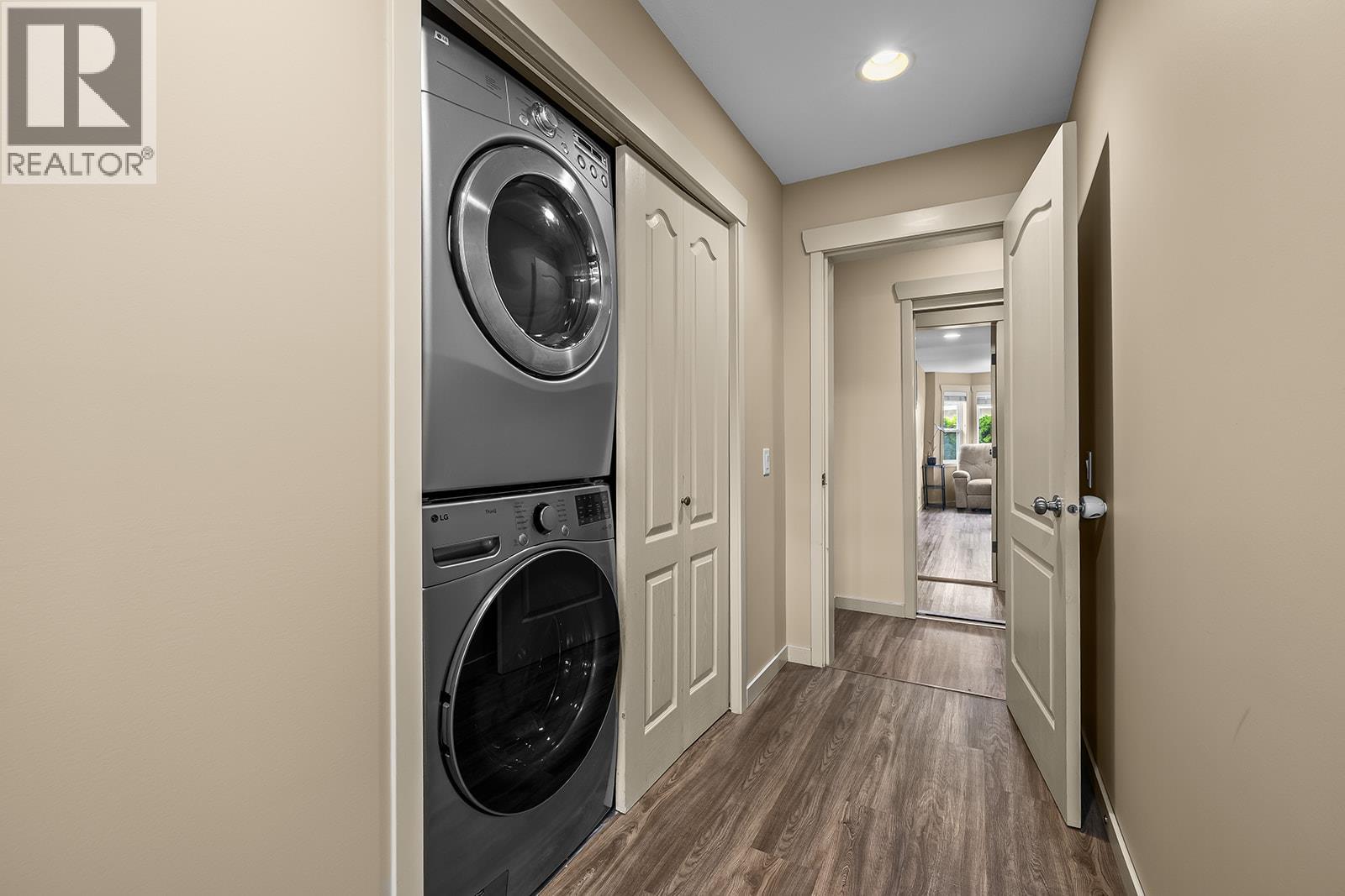 1451 Rose Meadow Drive Unit# 6