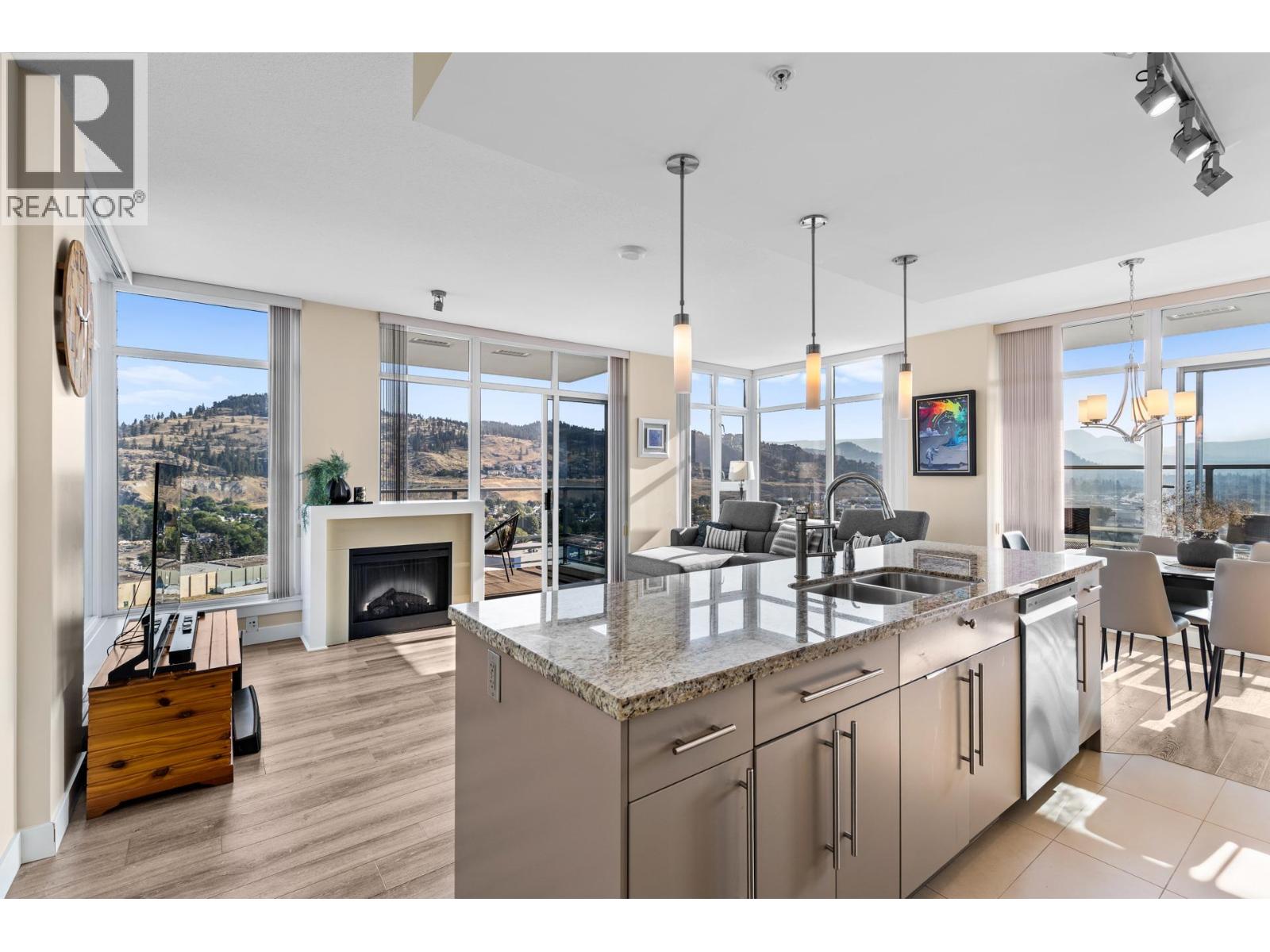 1075 Sunset Drive Unit# 2103