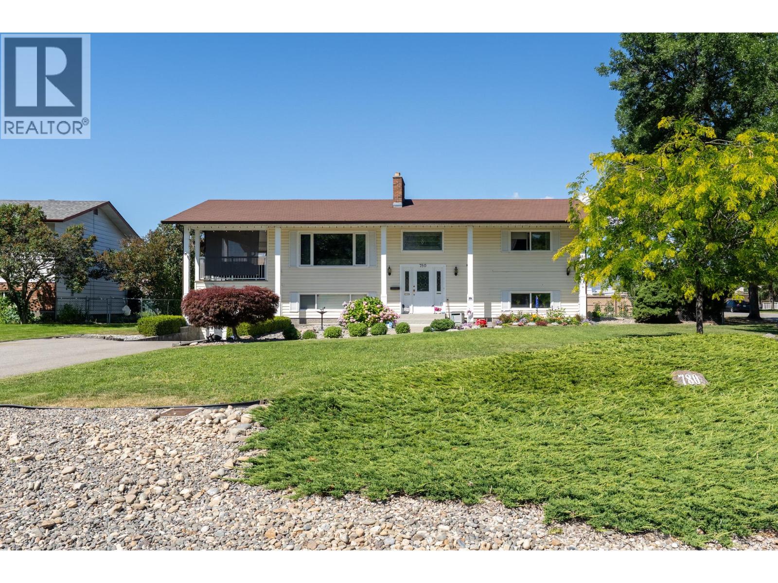 780 Princess Court