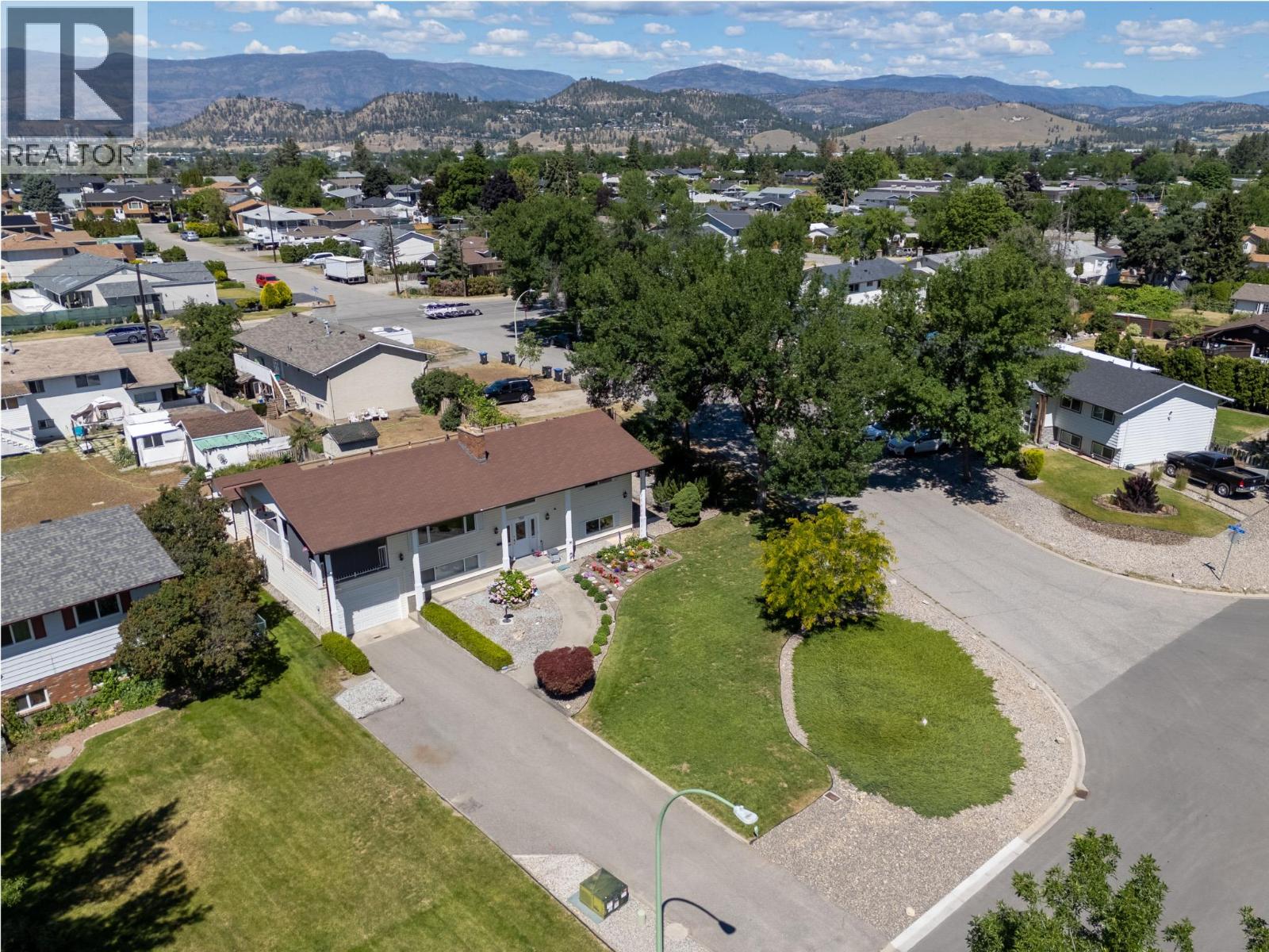 780 Princess Court