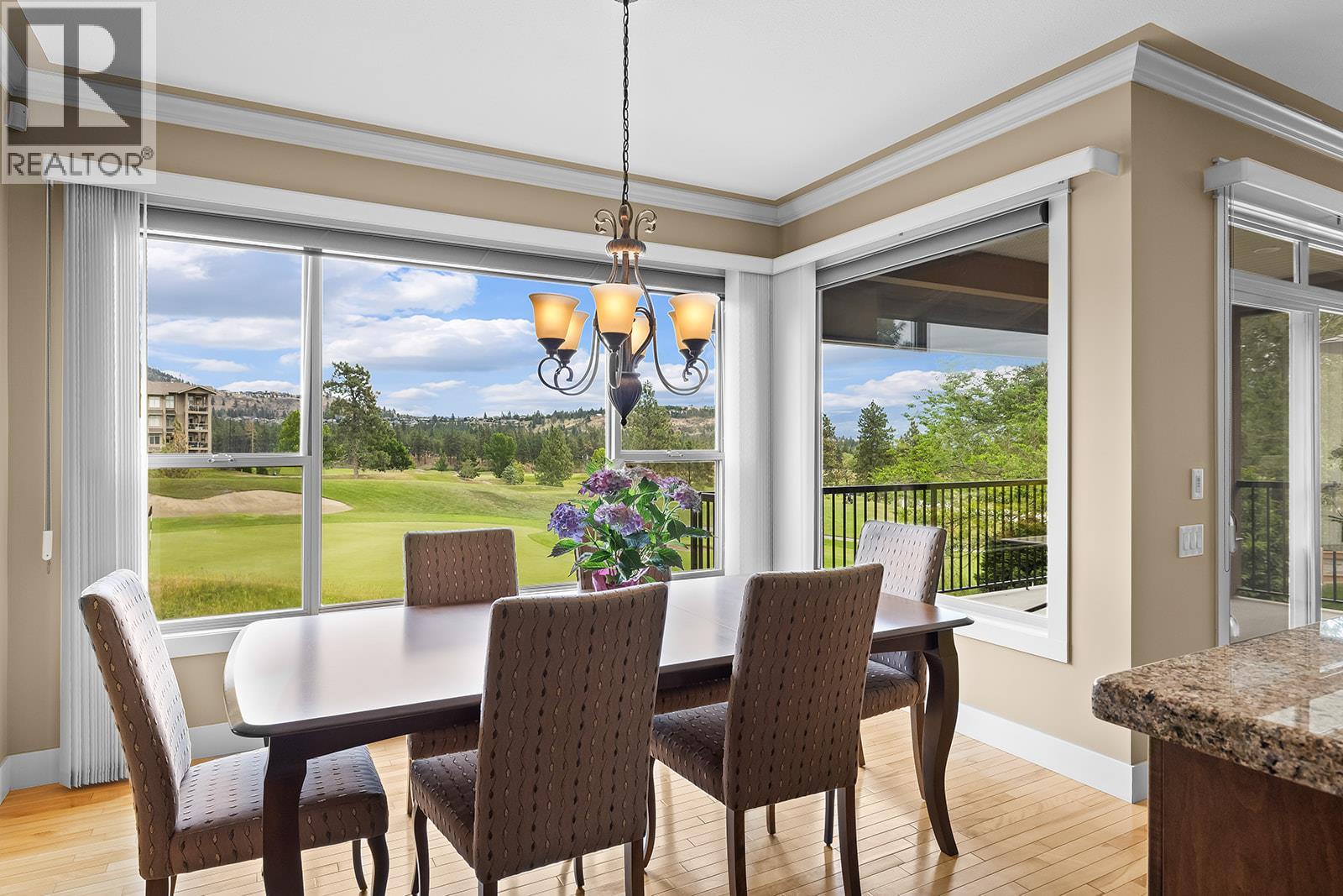 2376 Mesa Vista Court