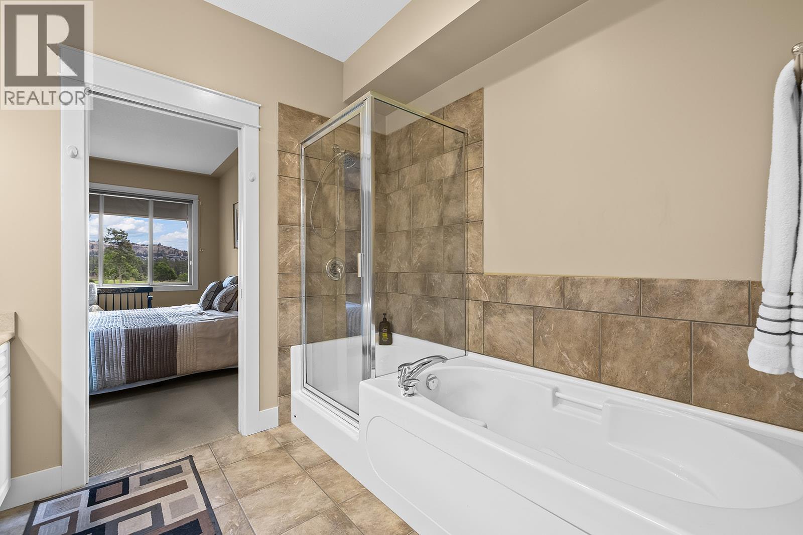 2376 Mesa Vista Court