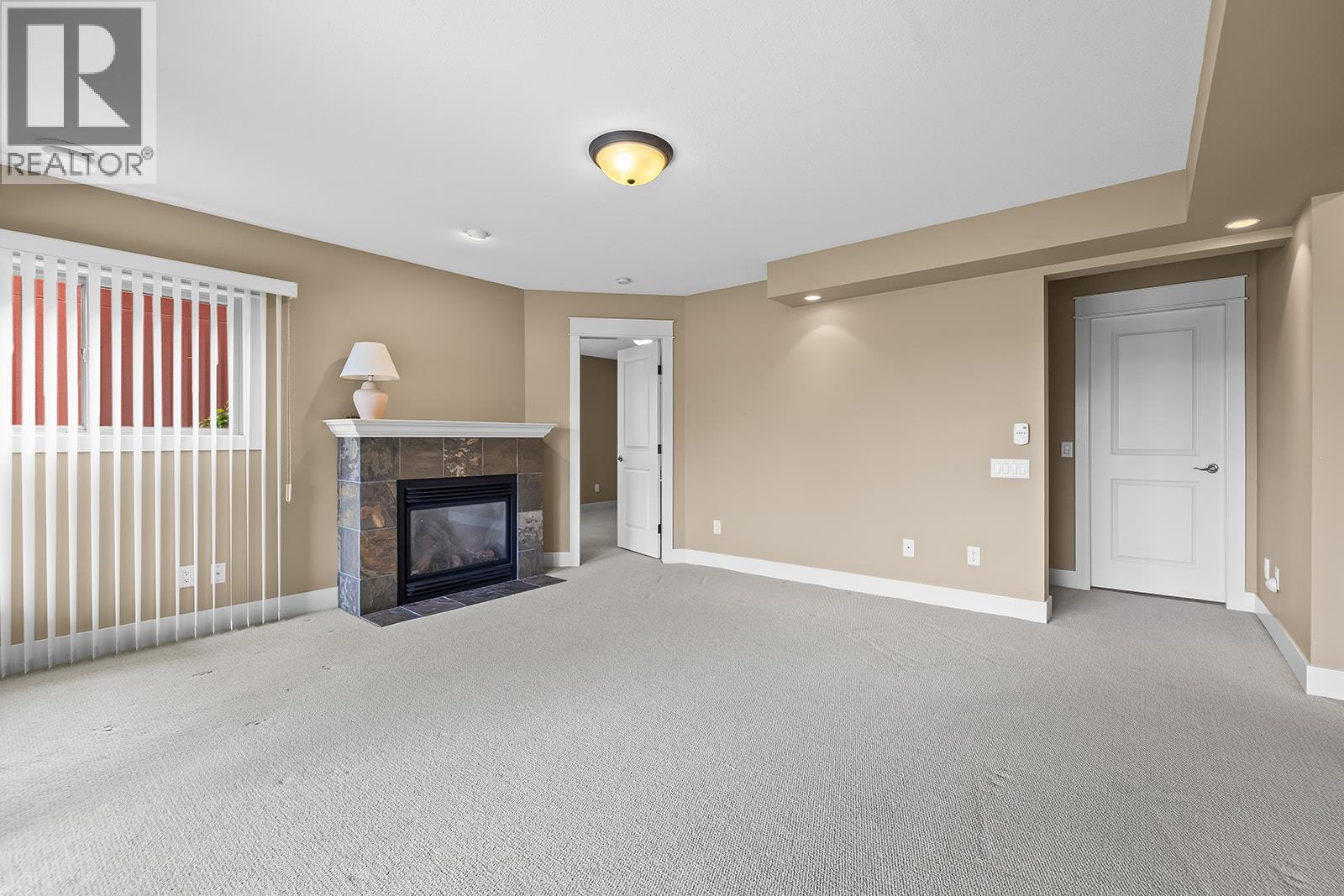 2376 Mesa Vista Court